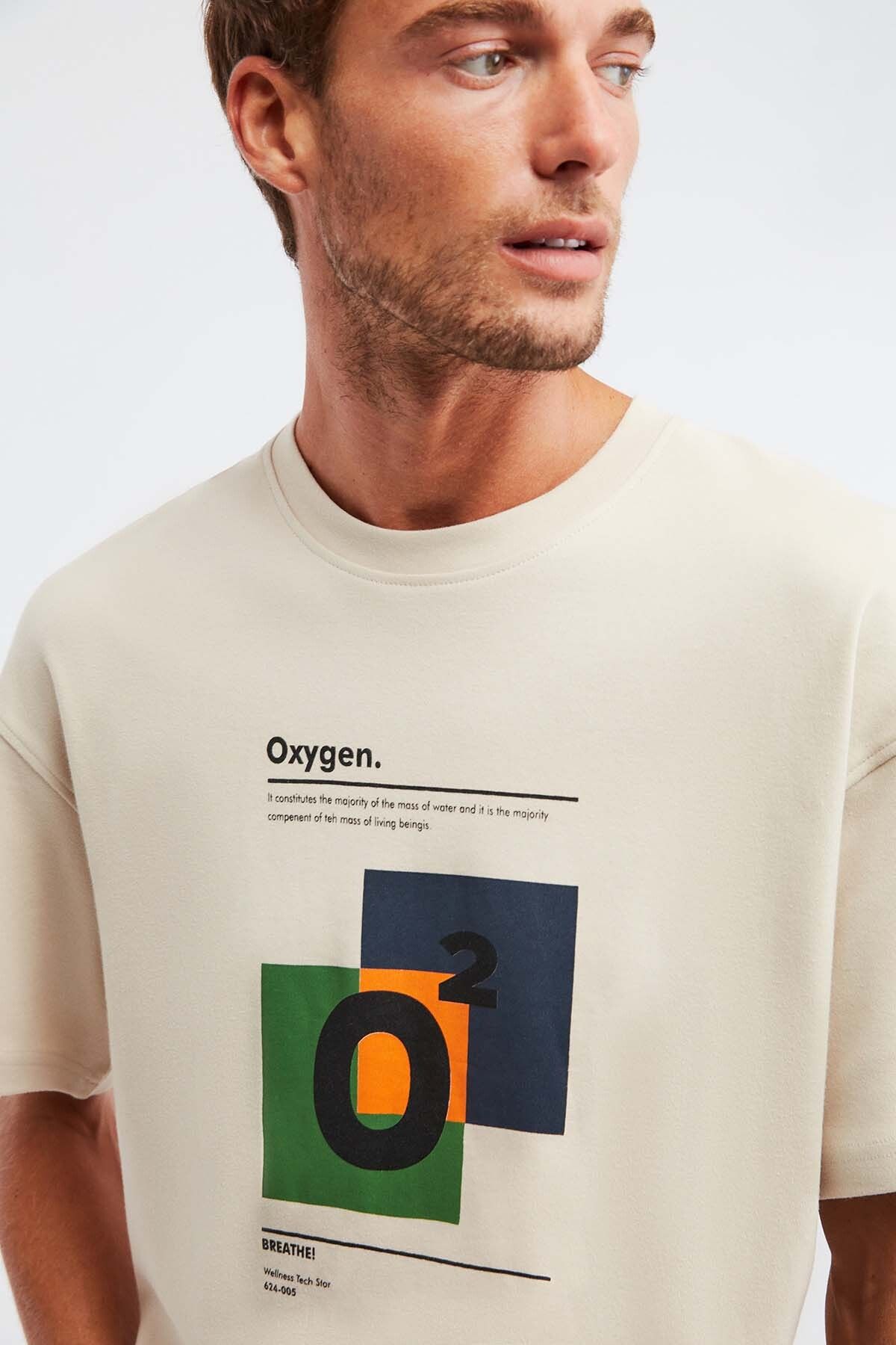 PRISMATIC MEN 100 %Organic Cotton Special Thick texture Breathing Breathing Oversize Printed Beige T-shirt