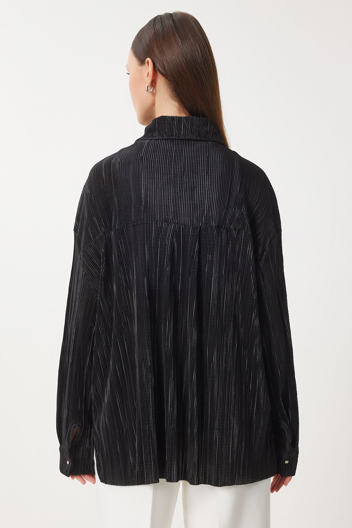 Female Black Plynated Oversize Long Shirt FN03216