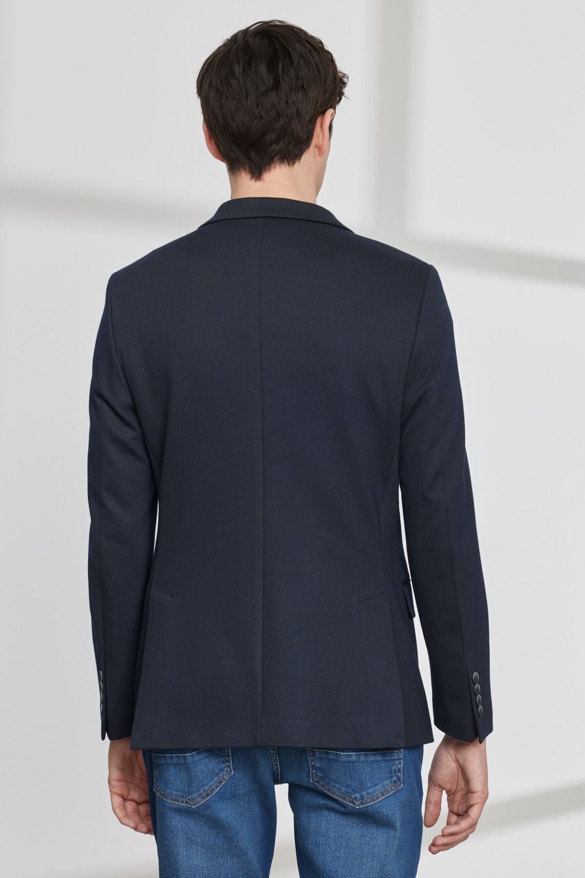 Men's navy blue slim fit narrow -cut swallow collar pattern blazer jacket