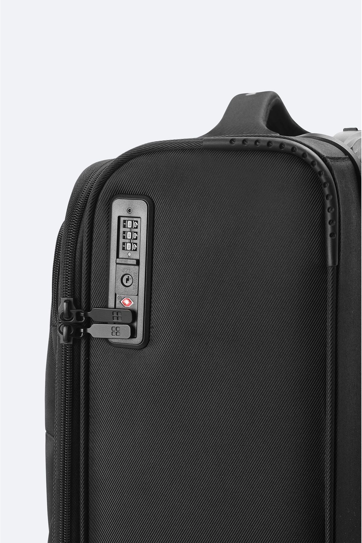 Men's black small size suitcase B008107