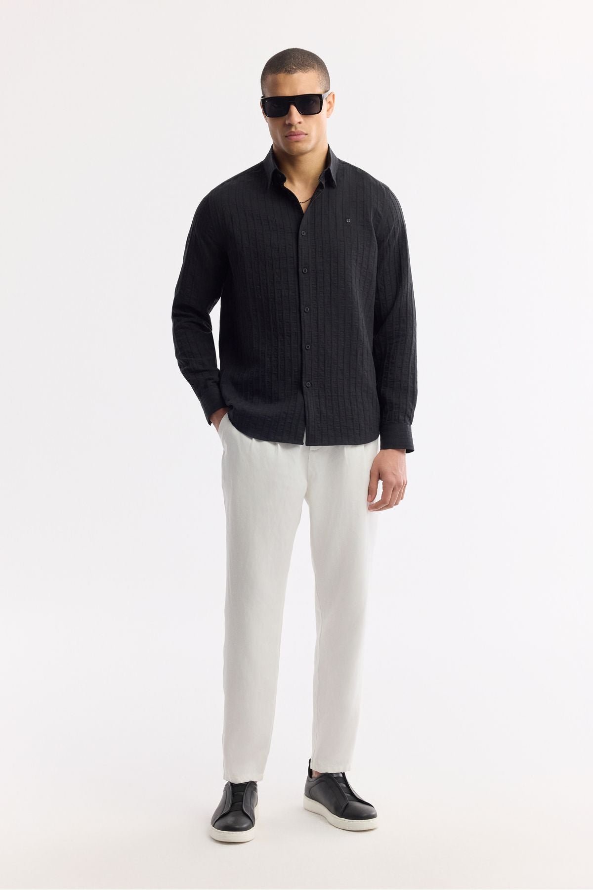 Men's black bottom Britli collar striped Comfort Fit Long Sleeve Shirt A51y2012