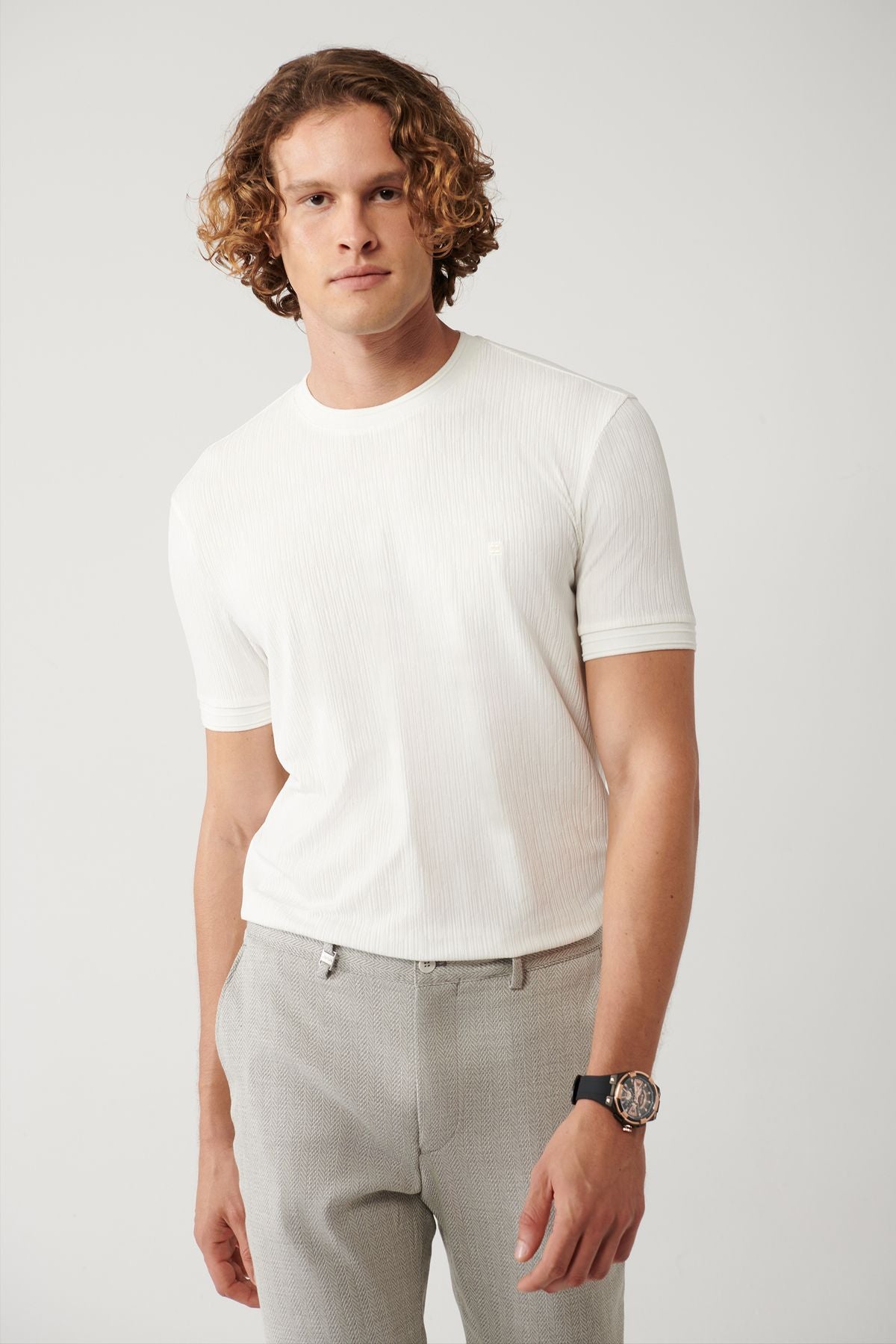 Men's Ecru Bicycle Collar Jacquard T-Shirt A41y1053