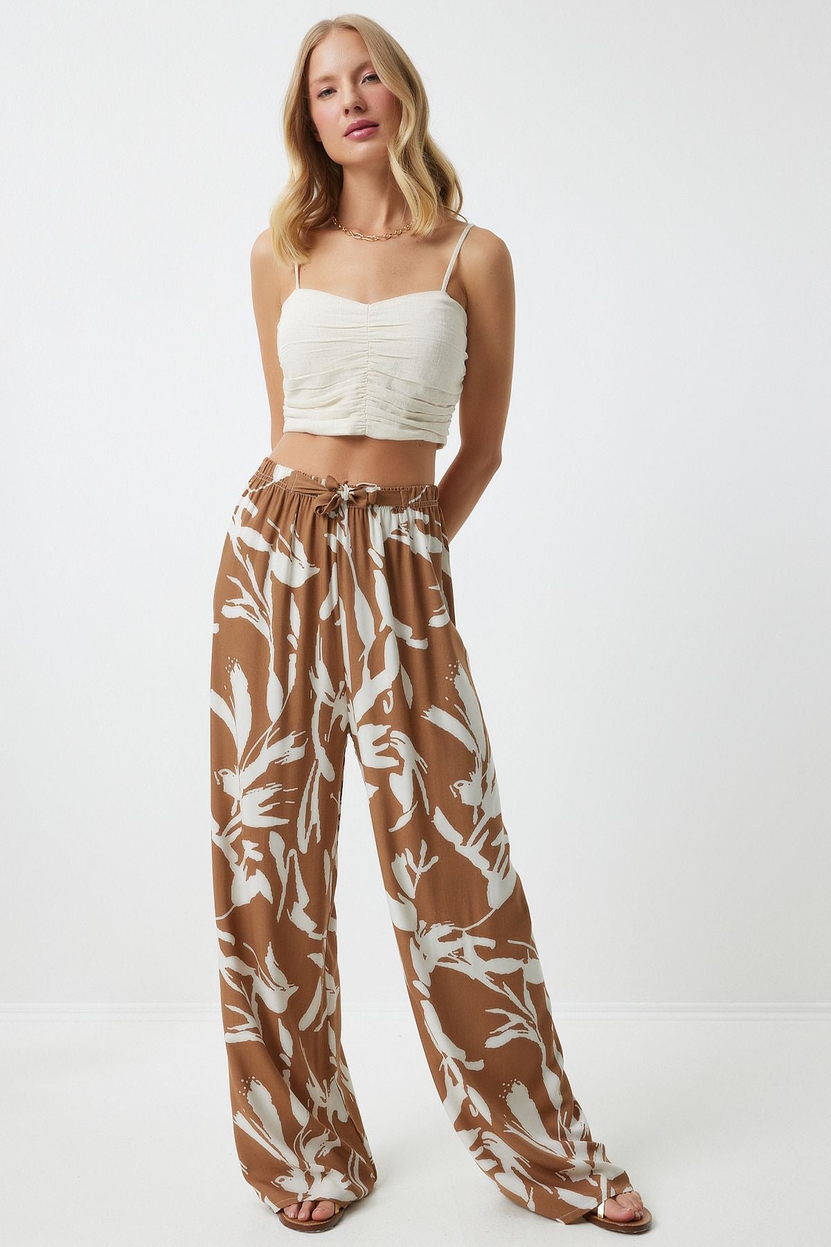 Female Biscuit White Patterned Viscose Palazzo Pants EN00606