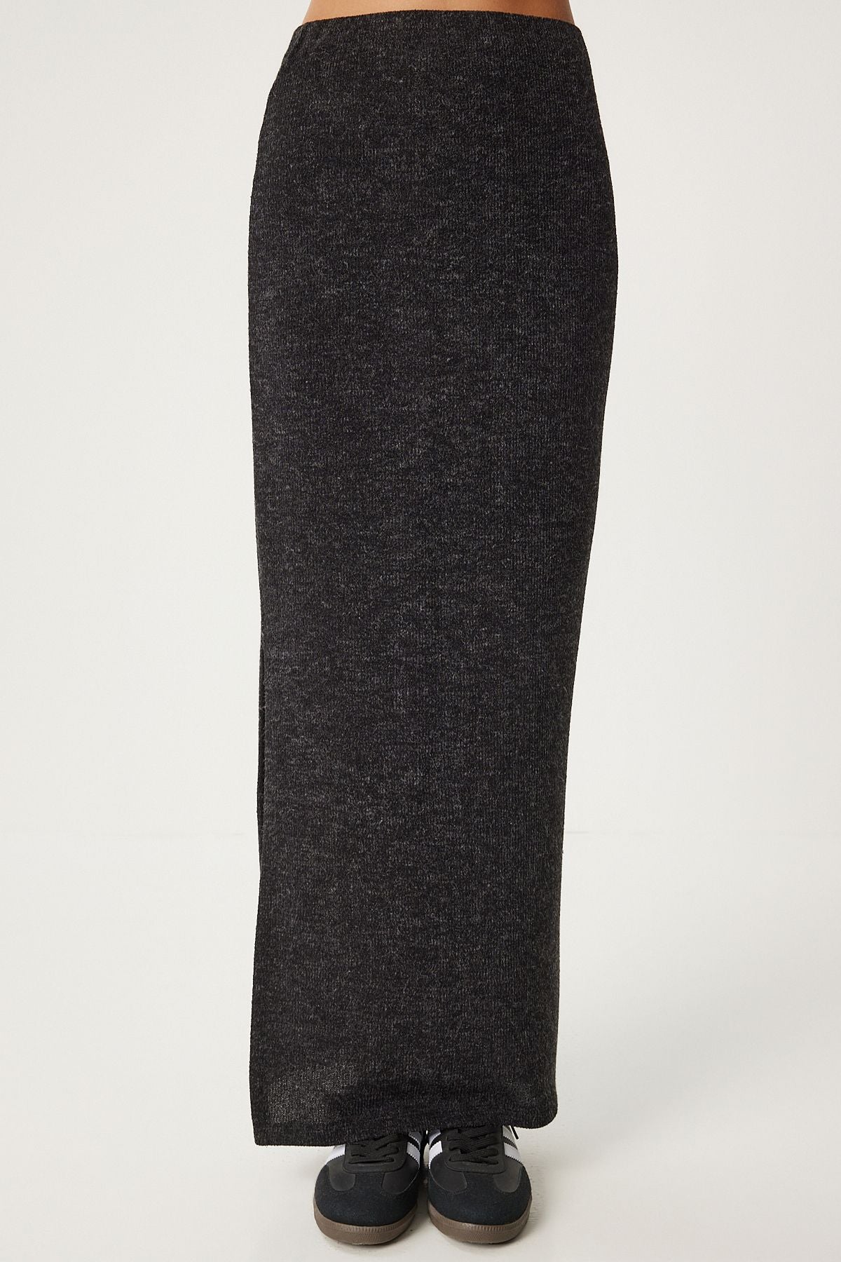 Woman anthracite slit long knitted skirt FN03327