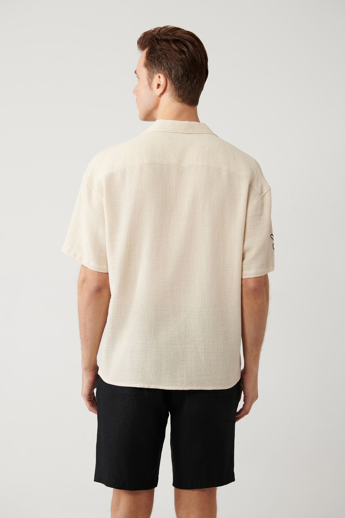 Men's Beige Apace Neck Embroidery Detailed Shirt A41y2231