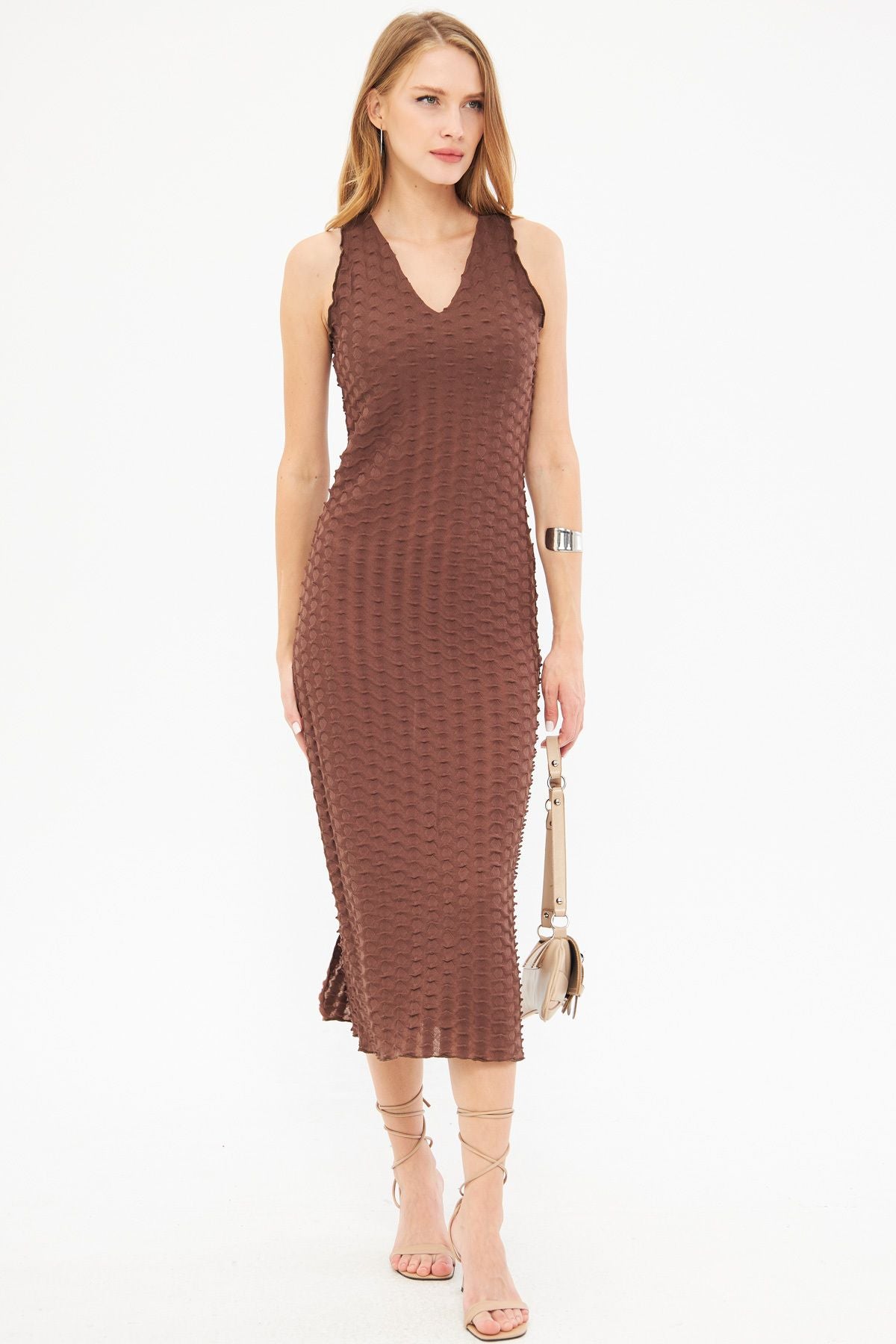 Woman Light Coffee V -Neck Sitting Behind Behind Slitting Patterned Midi Dress