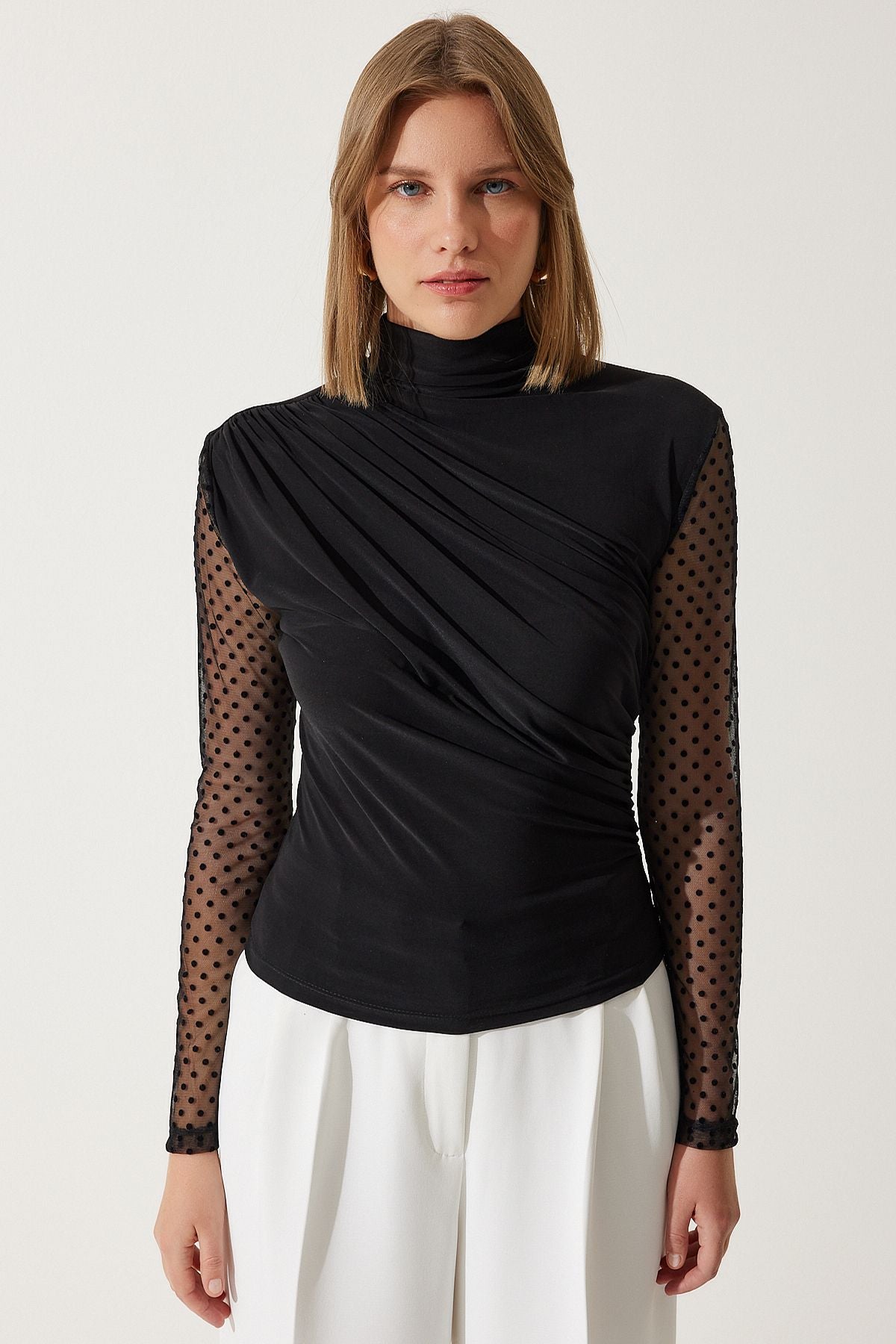 Female black polka dot lace sleeve shirred knitted blouse FF00163