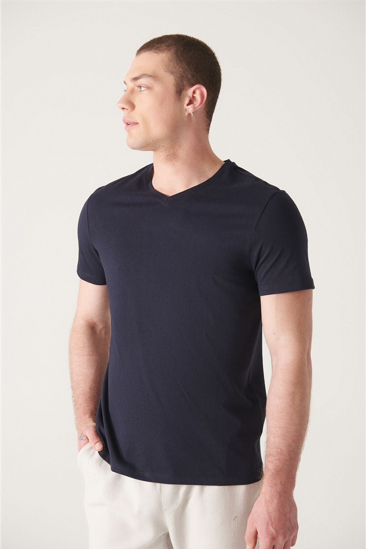 Men's Navy 100 %Cotton V-Yaka T-Shirt E001001