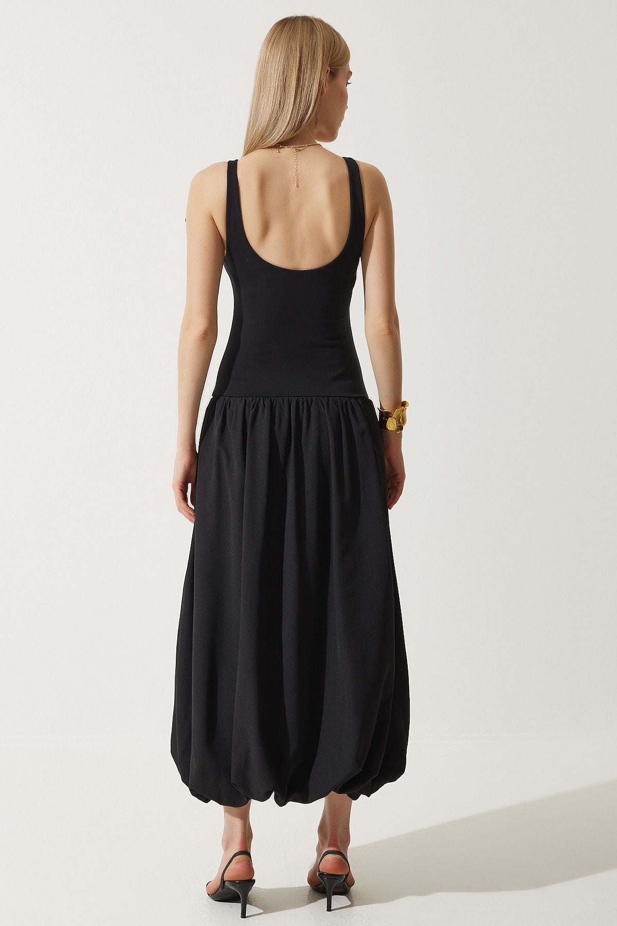 Female Black Balloon Midi Dress UB00276