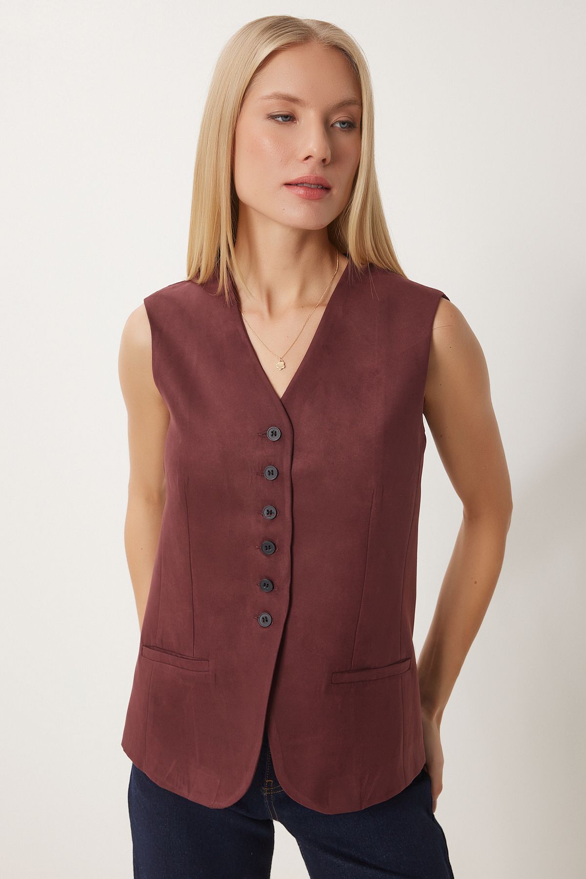 Female Bordeaux V -Yaka Nubuk Vest FN03387