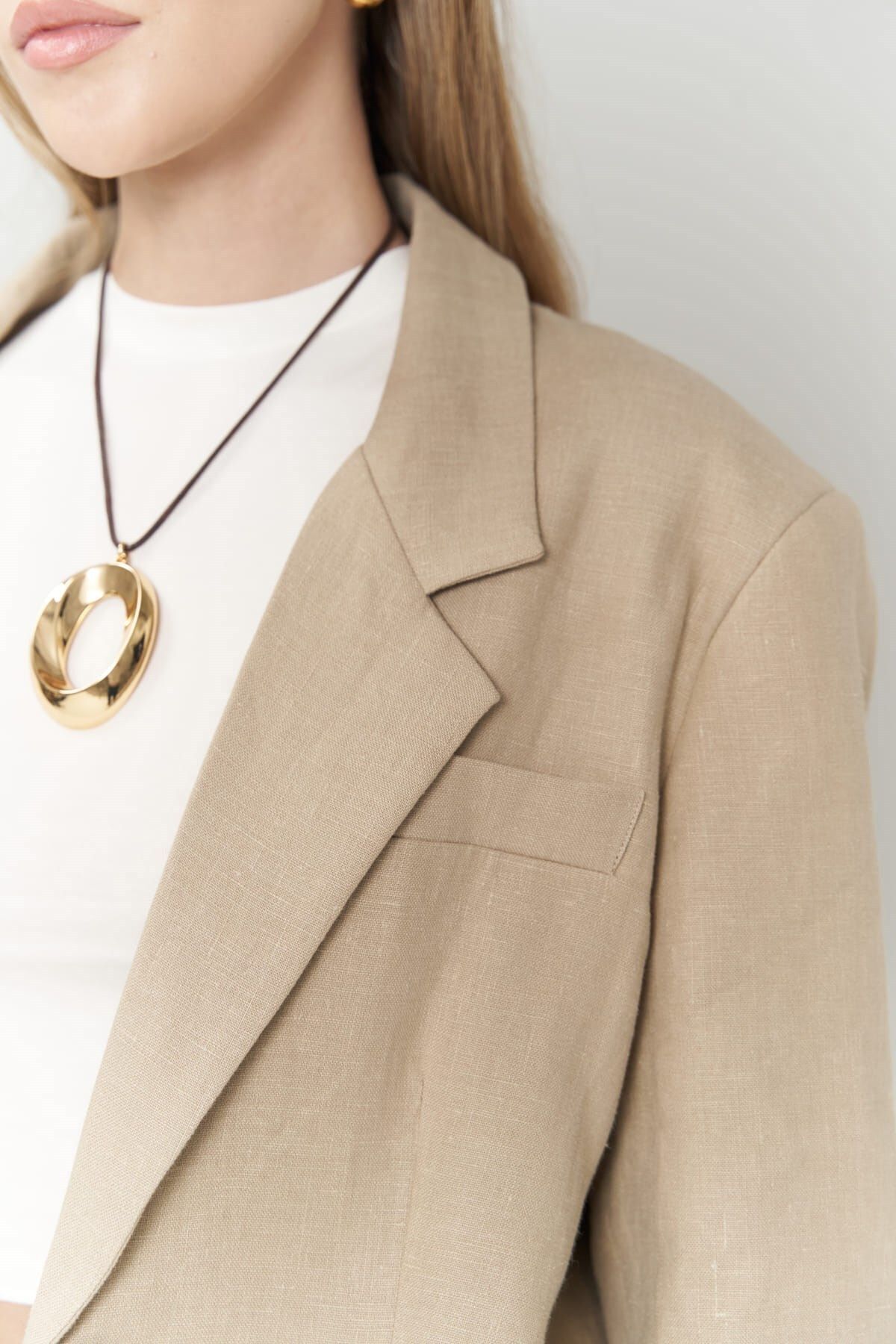 Brenna Bej Chain Blazer