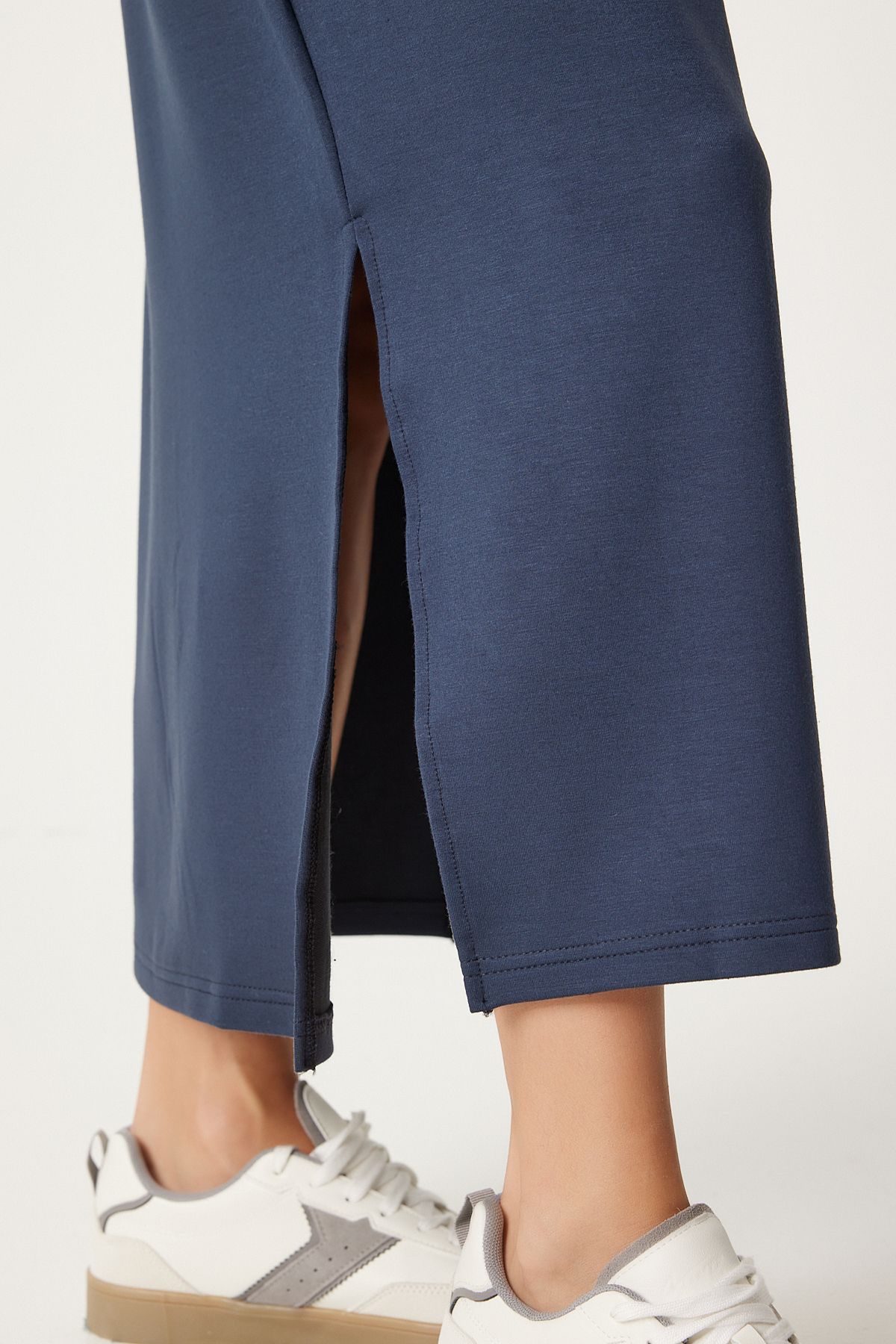 Woman smoked on the side slit summer long knitted dress hw00011