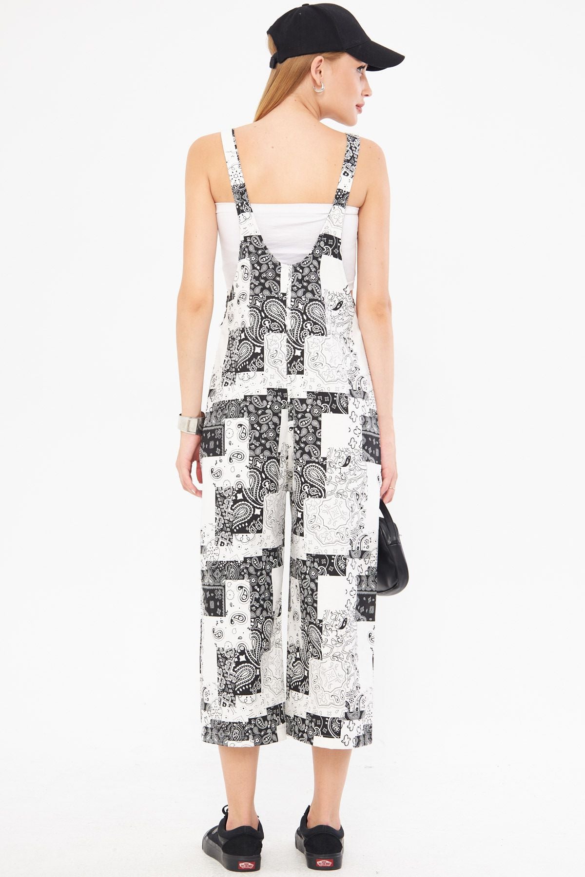Woman White Patterned Gardener Tulum ARM-24Y001106