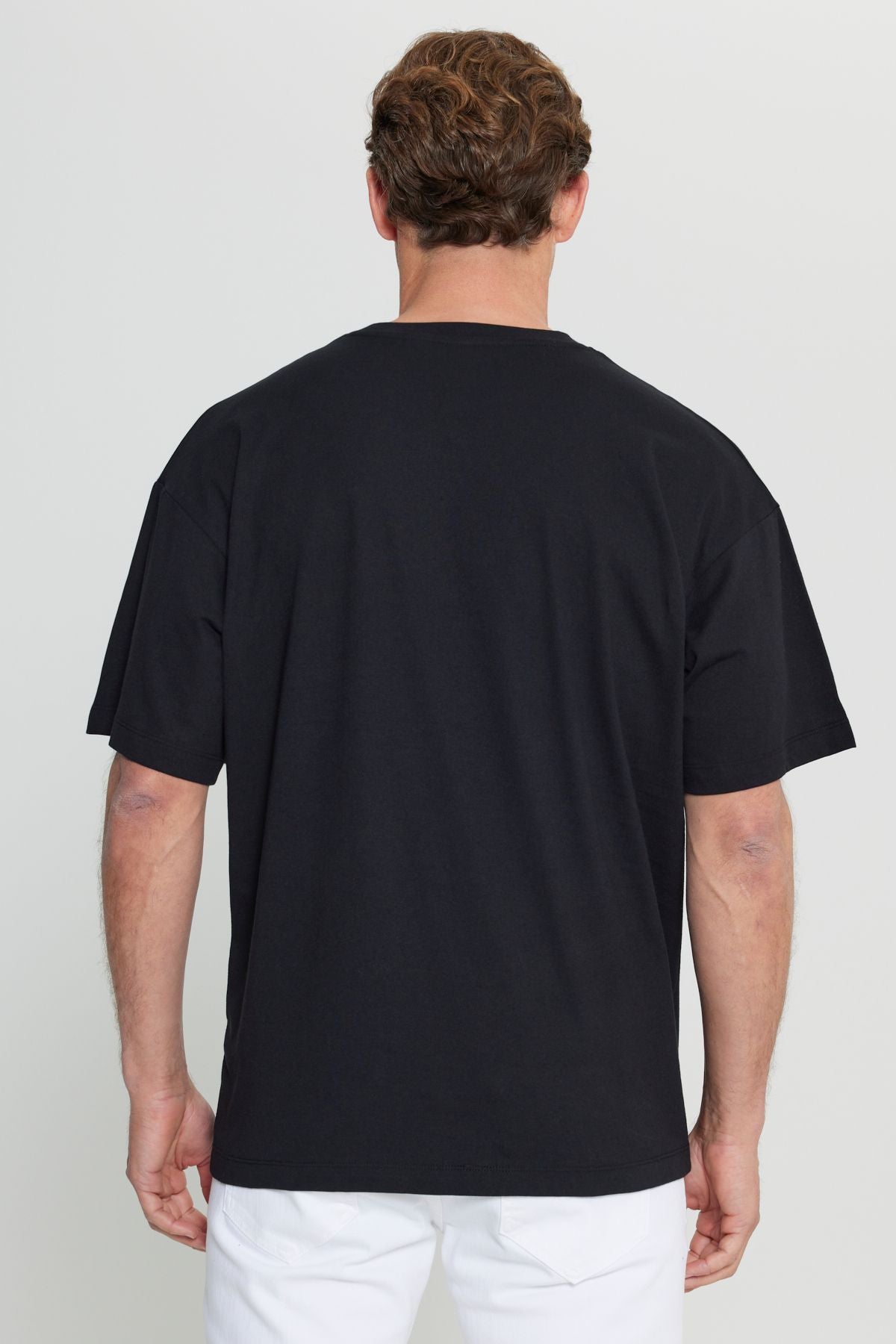 Men's black 100 %cotton overlooking fit comfortable cut bike collar printed T -shirt