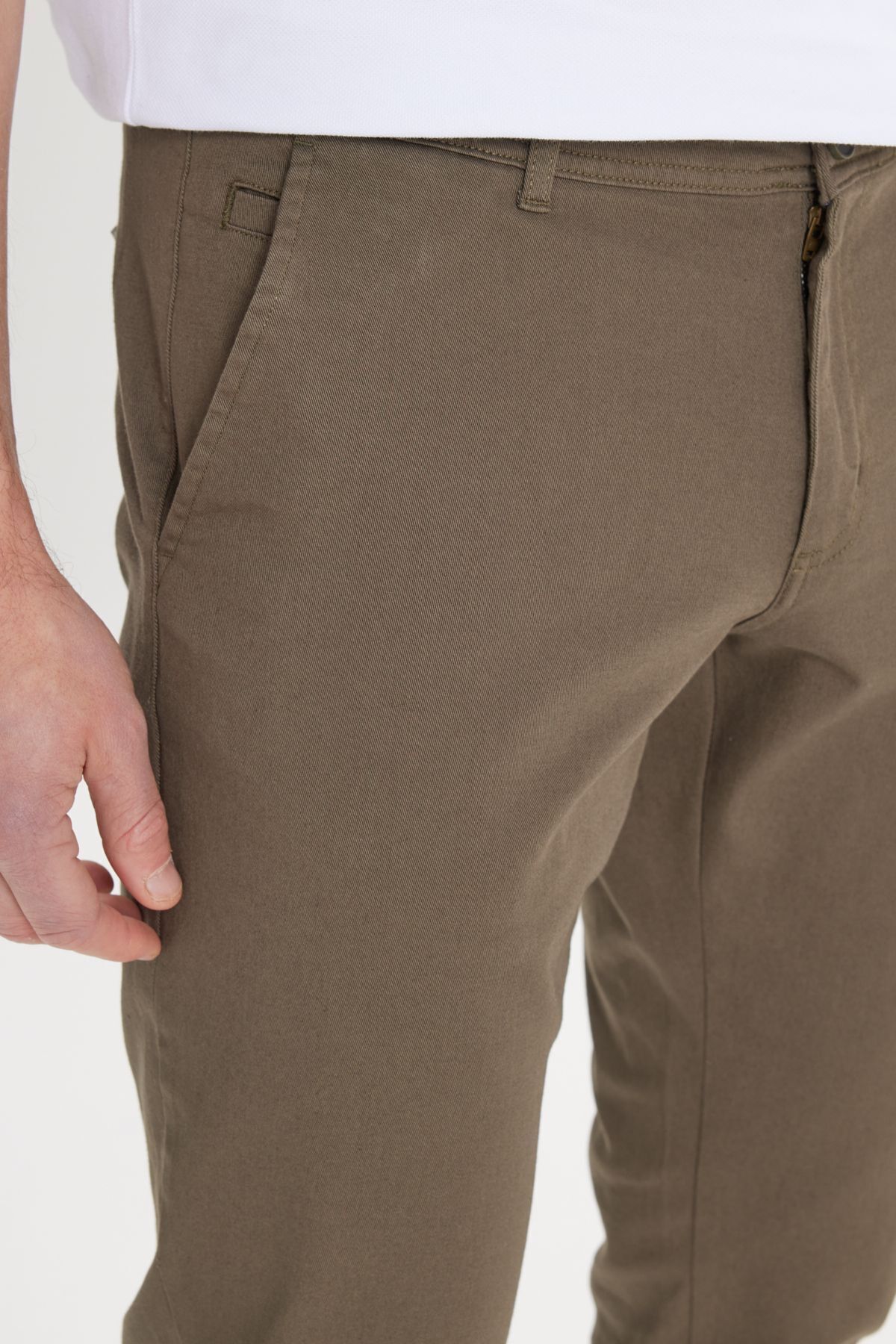 Men's Khaki Slim Fit Narrow Cut Cotton Side Pocket Flexible Chino Pants