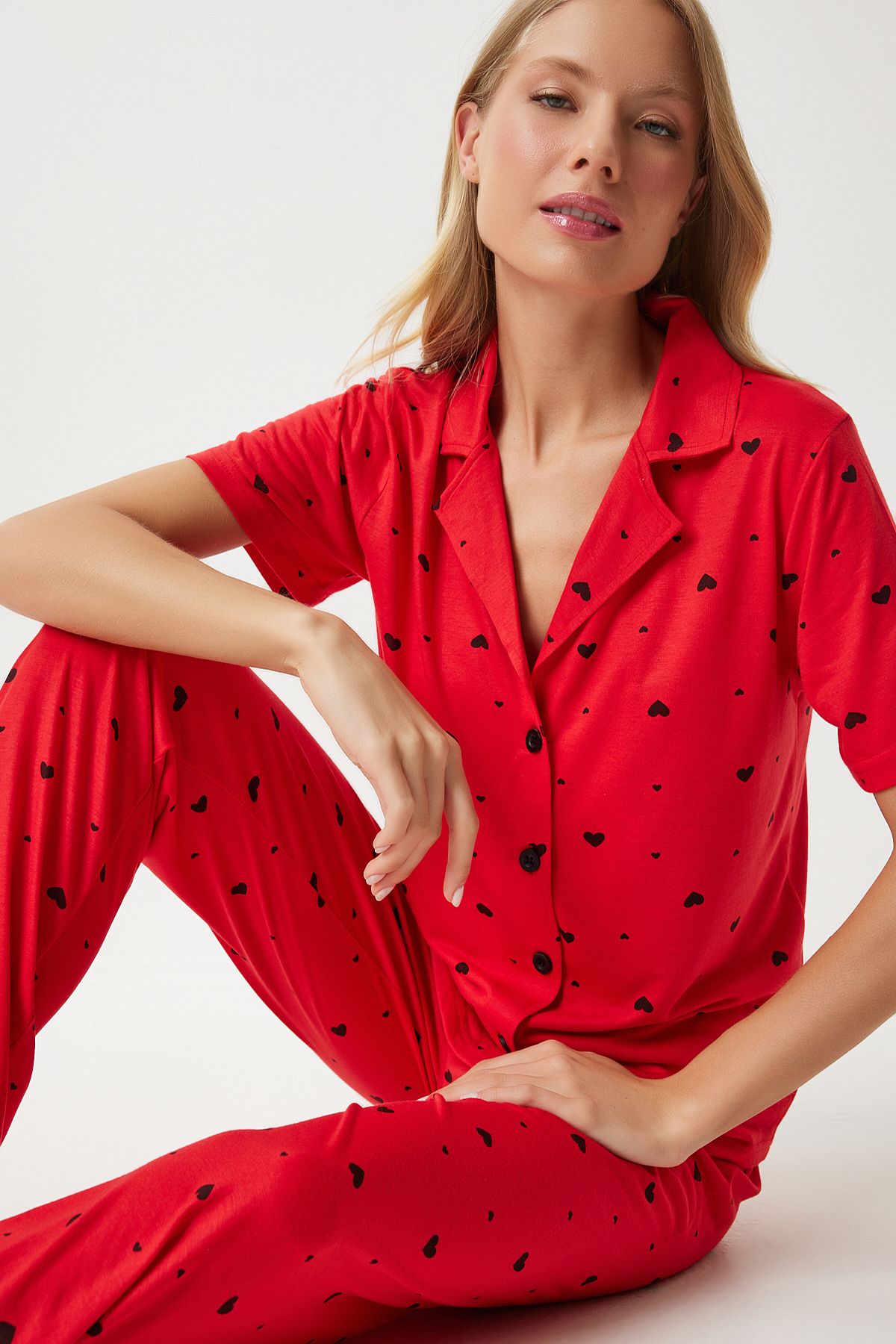Female red -hearted shirt pants pajama set EC00036