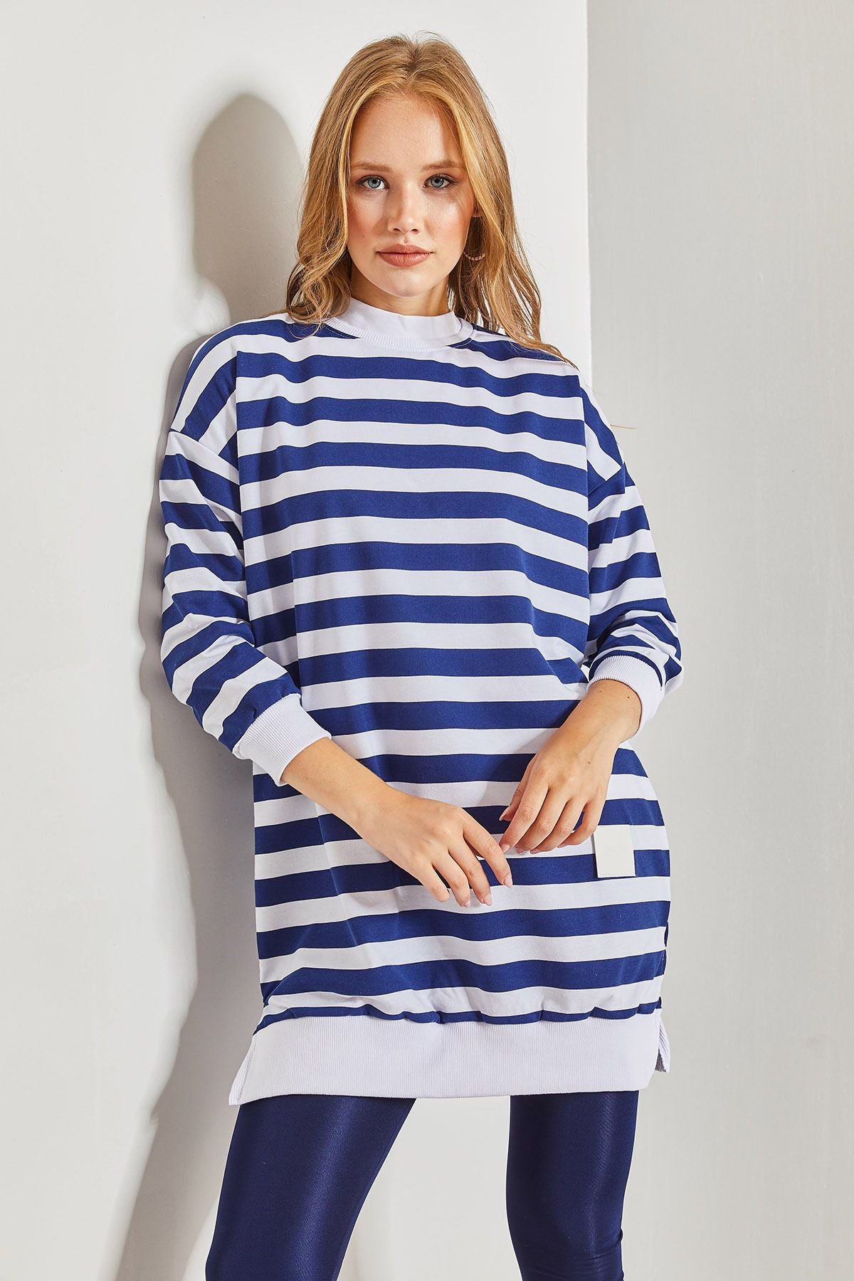 Women's striped long two yarns sweatshirt