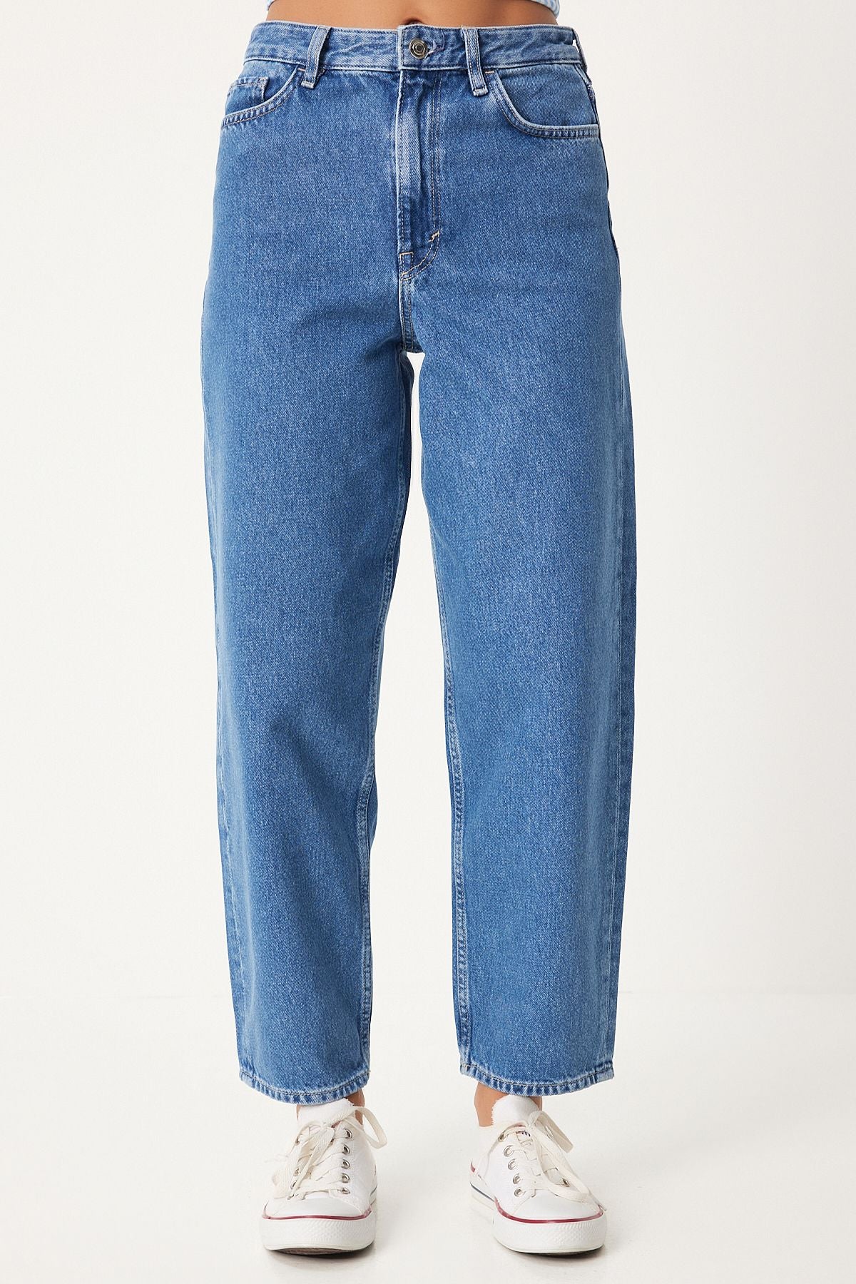 Female Middle Blue Washing Balloon Jean UT00020