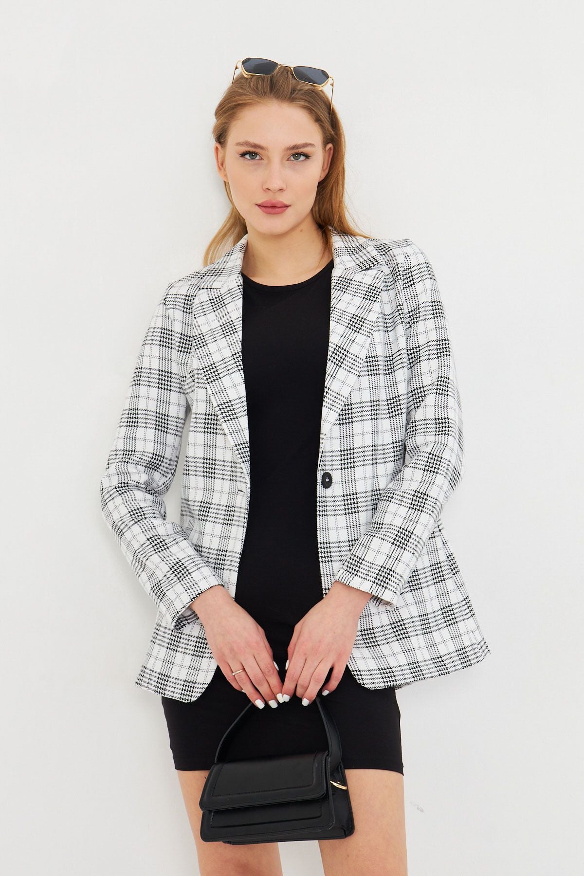 Woman White Single button Jacket ARM-25K001115