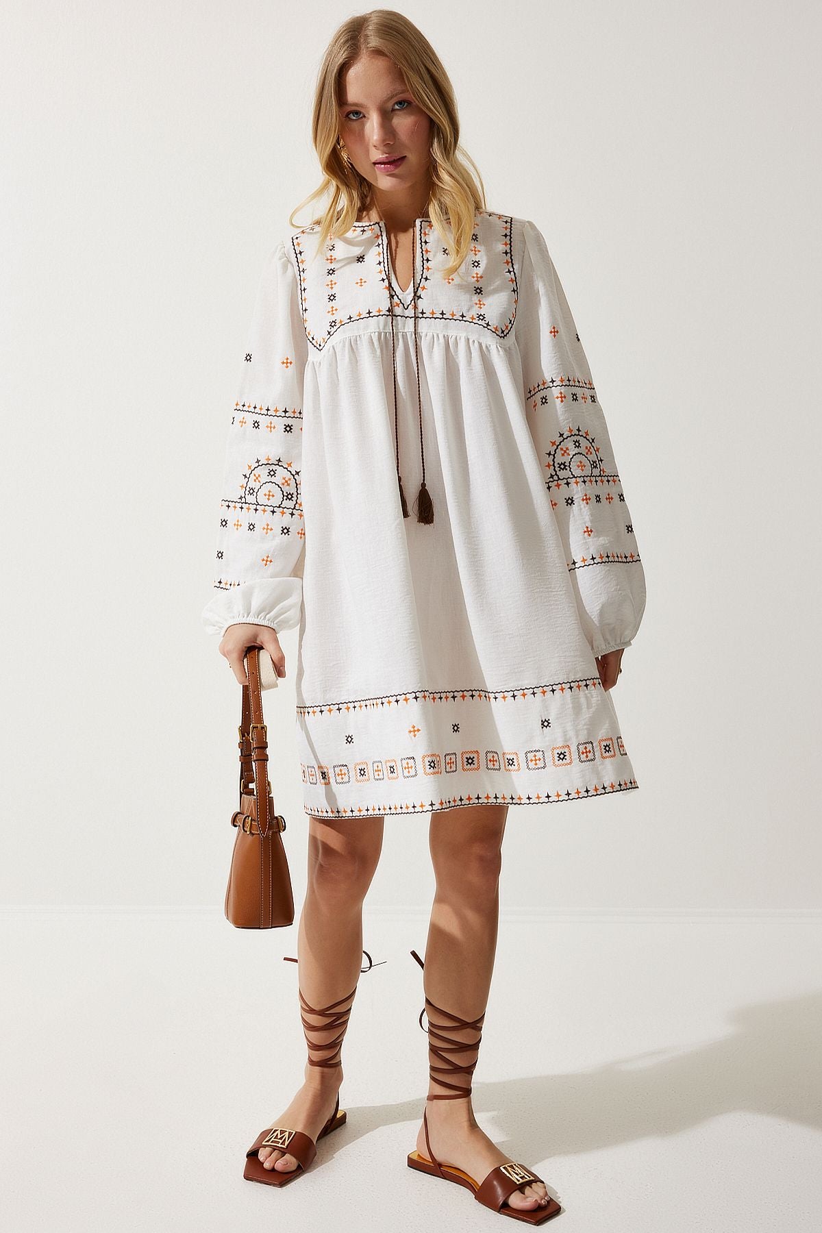 Woman Ecru Embroidery Woven Linen Dress RG00007