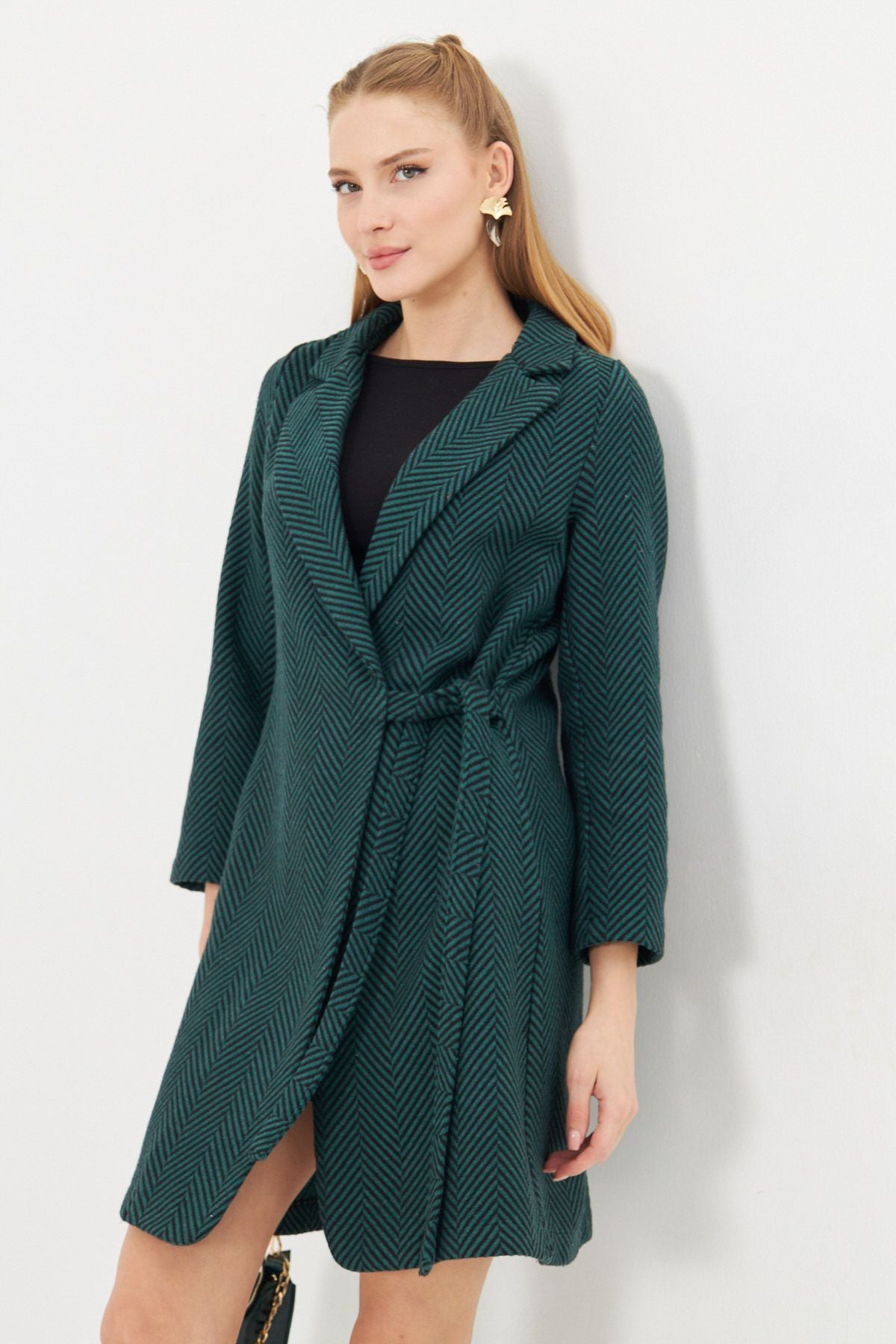 Female emerald-on-handed lined pocket long stamp coat ARM-25K001077