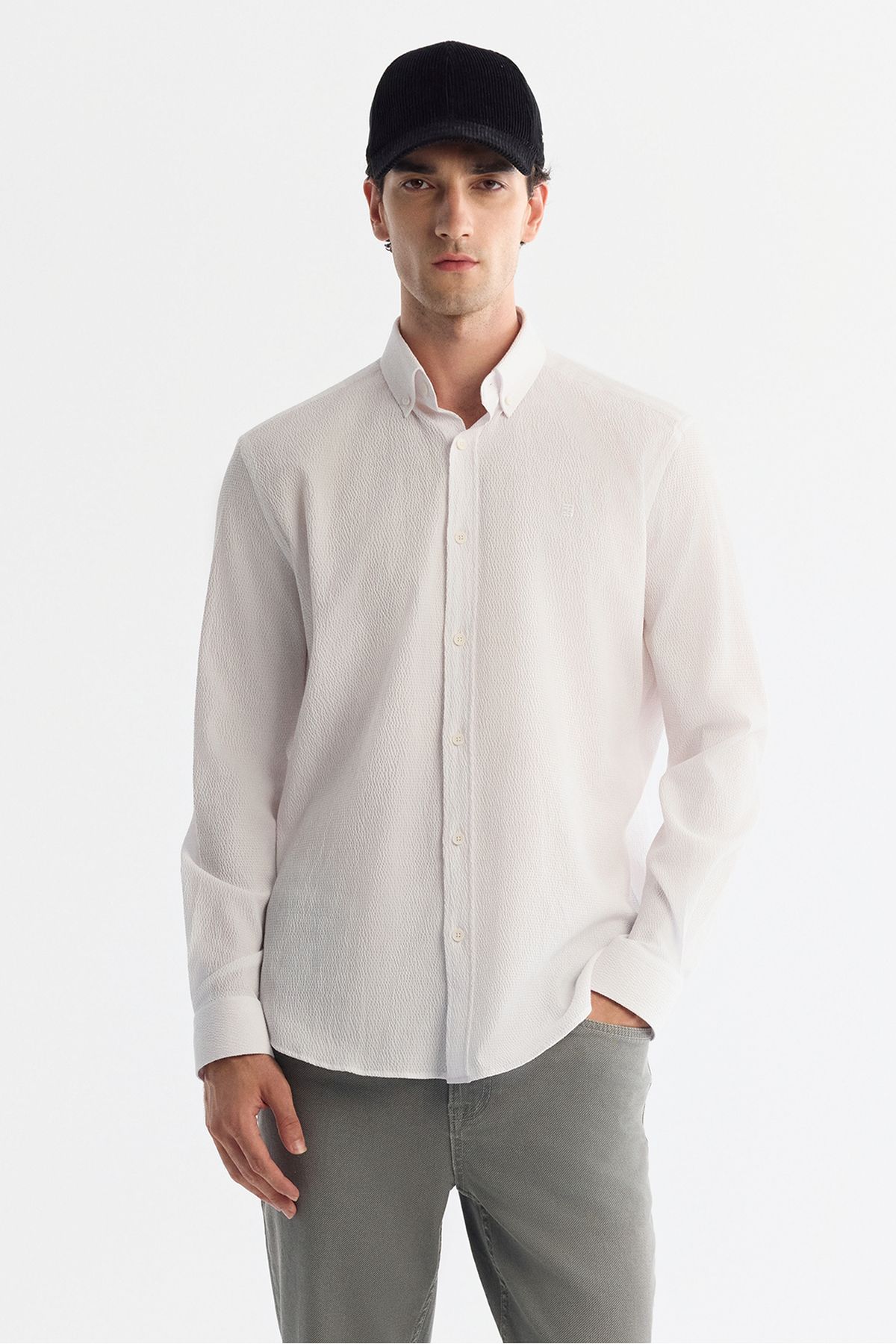 Men's white button collar easily ironable shirt A42Y2071