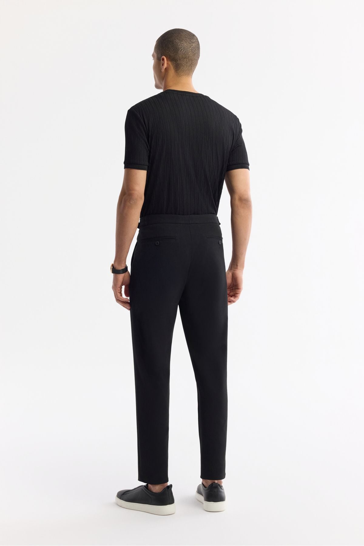 Men's black classic waist pleated epaulette detailed Gordion Carrot Fit Pants A51y3026