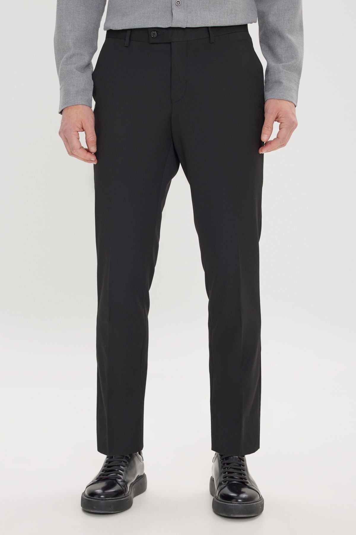 Men's black slim fit narrow cut flexible classic pants