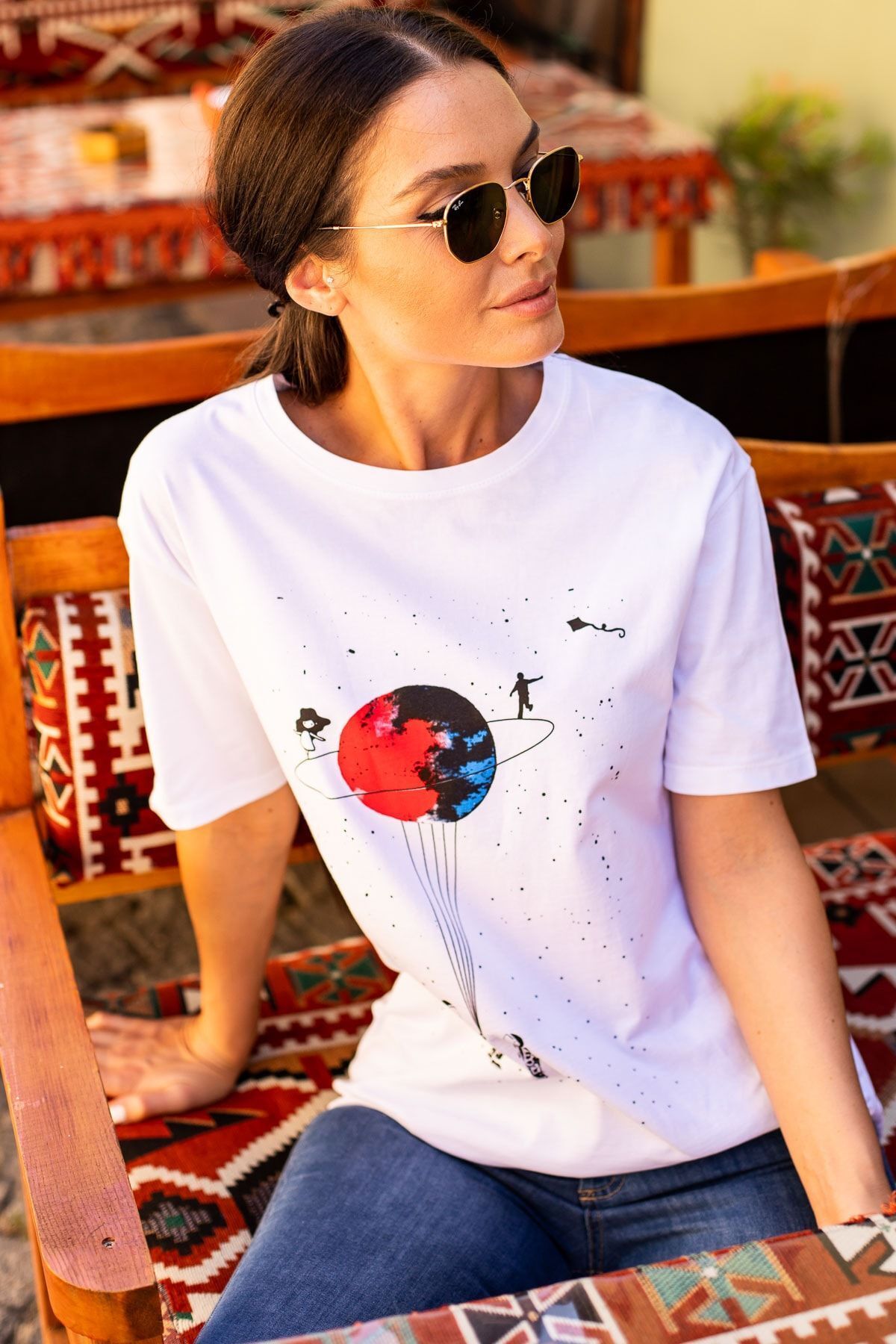 WOMEN ECRU SATURN PRINTED T-SHIRT ARM-20Y012007