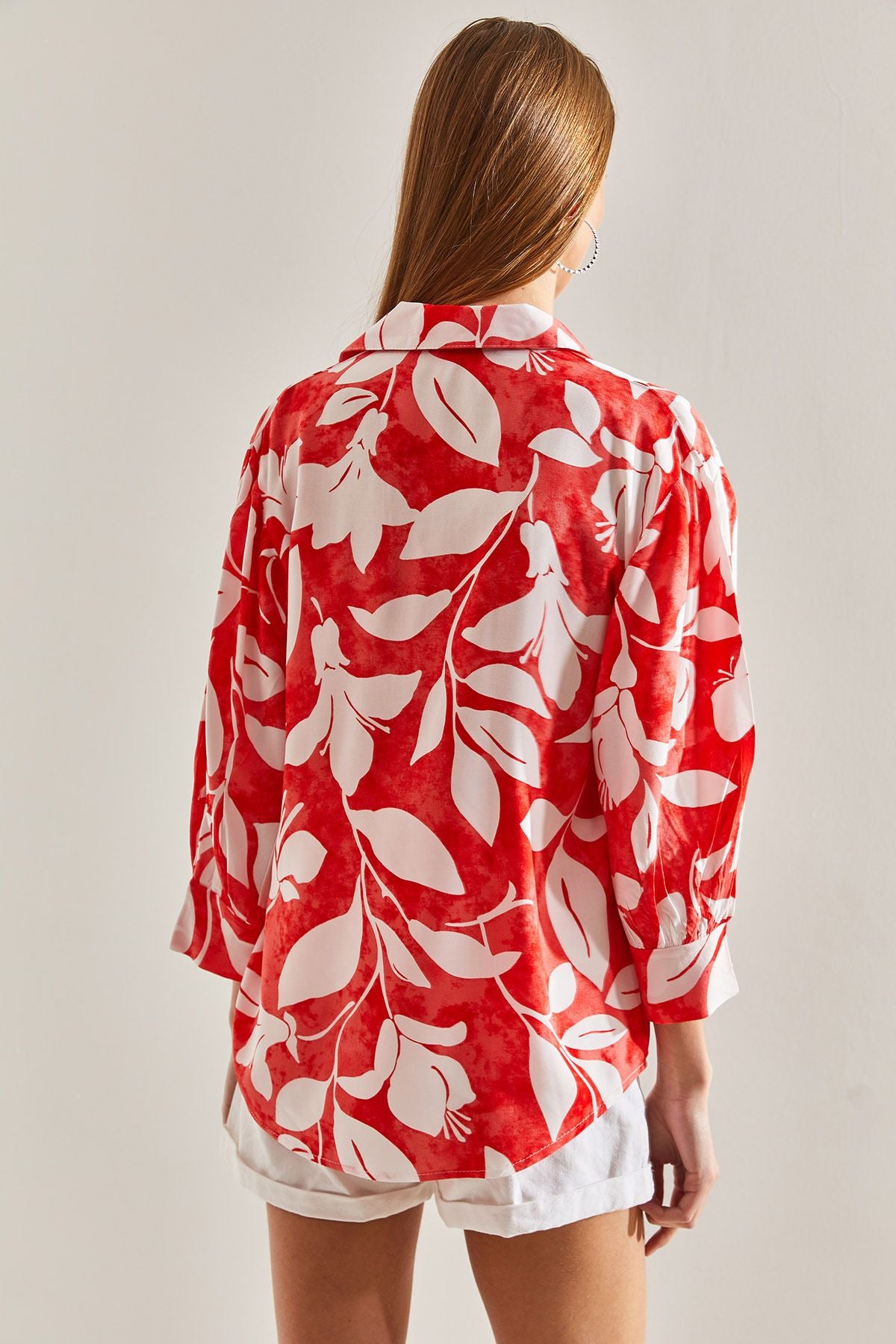 Woman Large Leaf Patterned Viscose Shirt 60101027