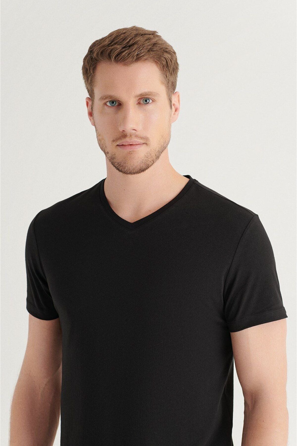 Men's black 100 %cotton V-neck T-shirt E001001