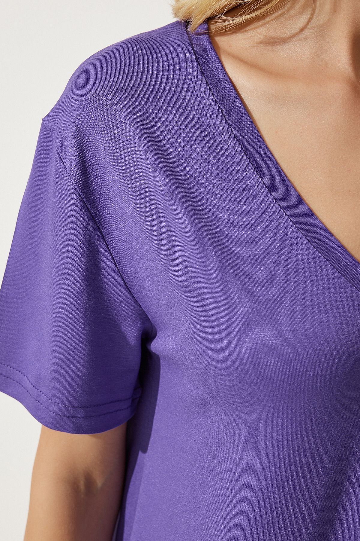 Woman Purple V-Neck Basic Viscose Knitting T-Shirt EN00613