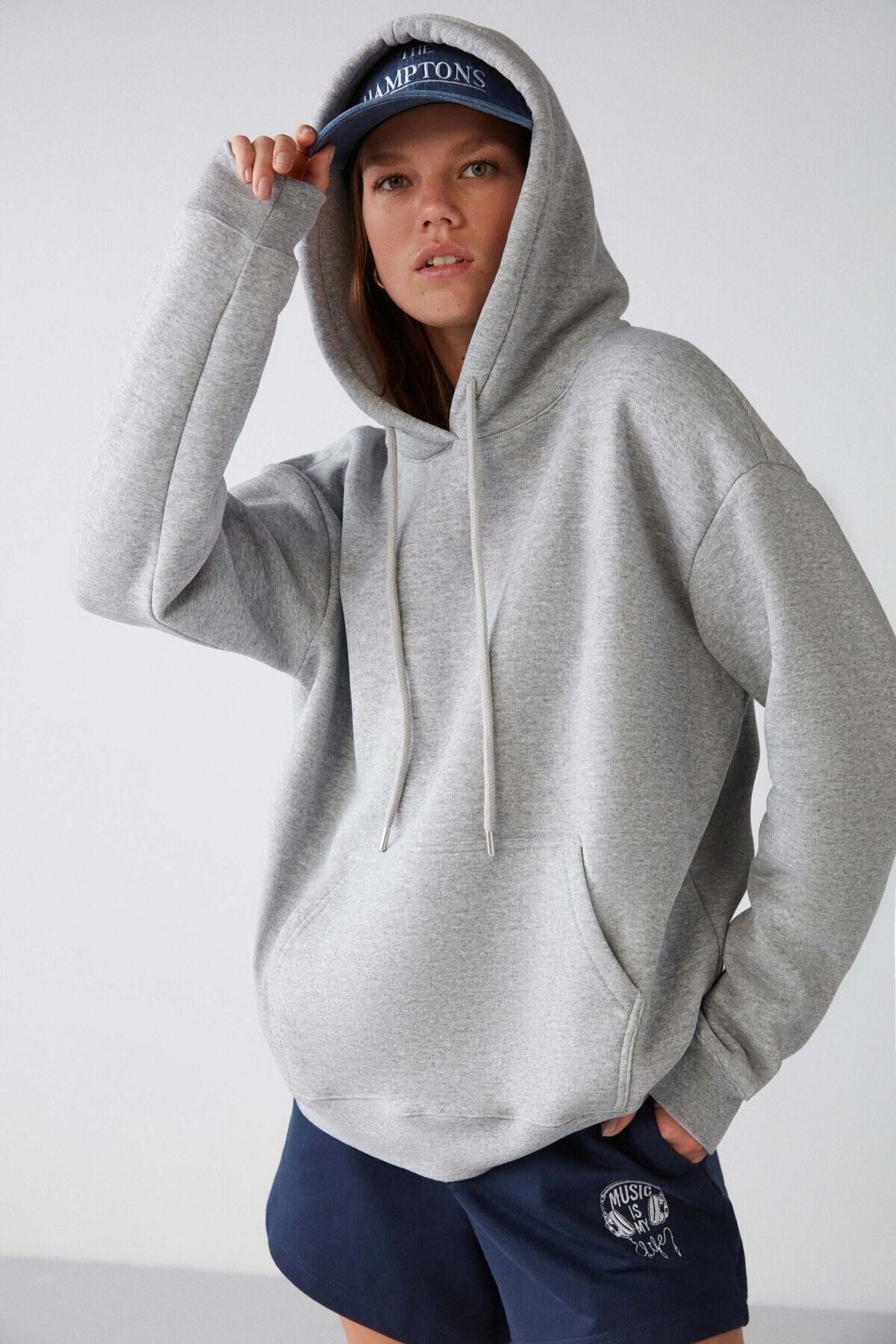 ADEL WOMEN'S FLOOR FLOGED SOFT RELAXED Knitting 3 IP Kangaroo Pocket Hooded Gray Sweatshirt