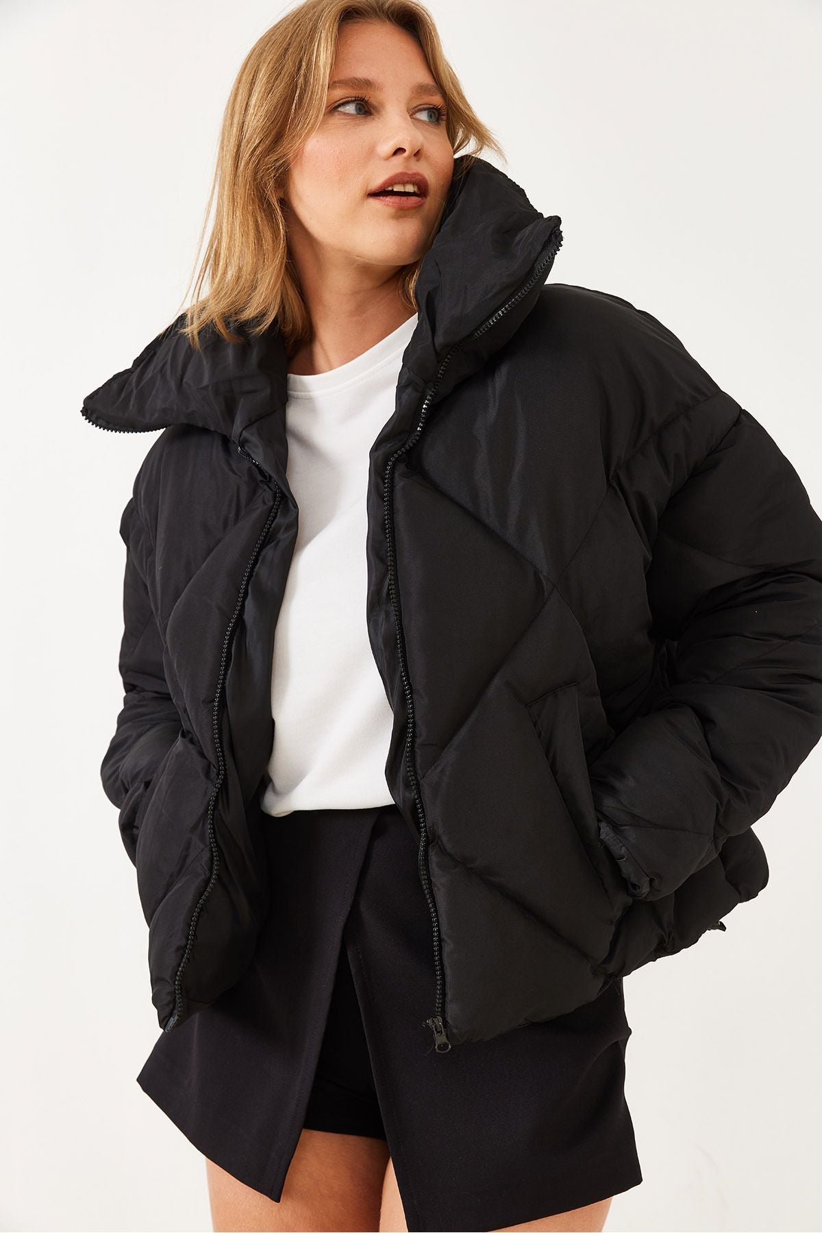 Woman Black Oversiz swelling coat