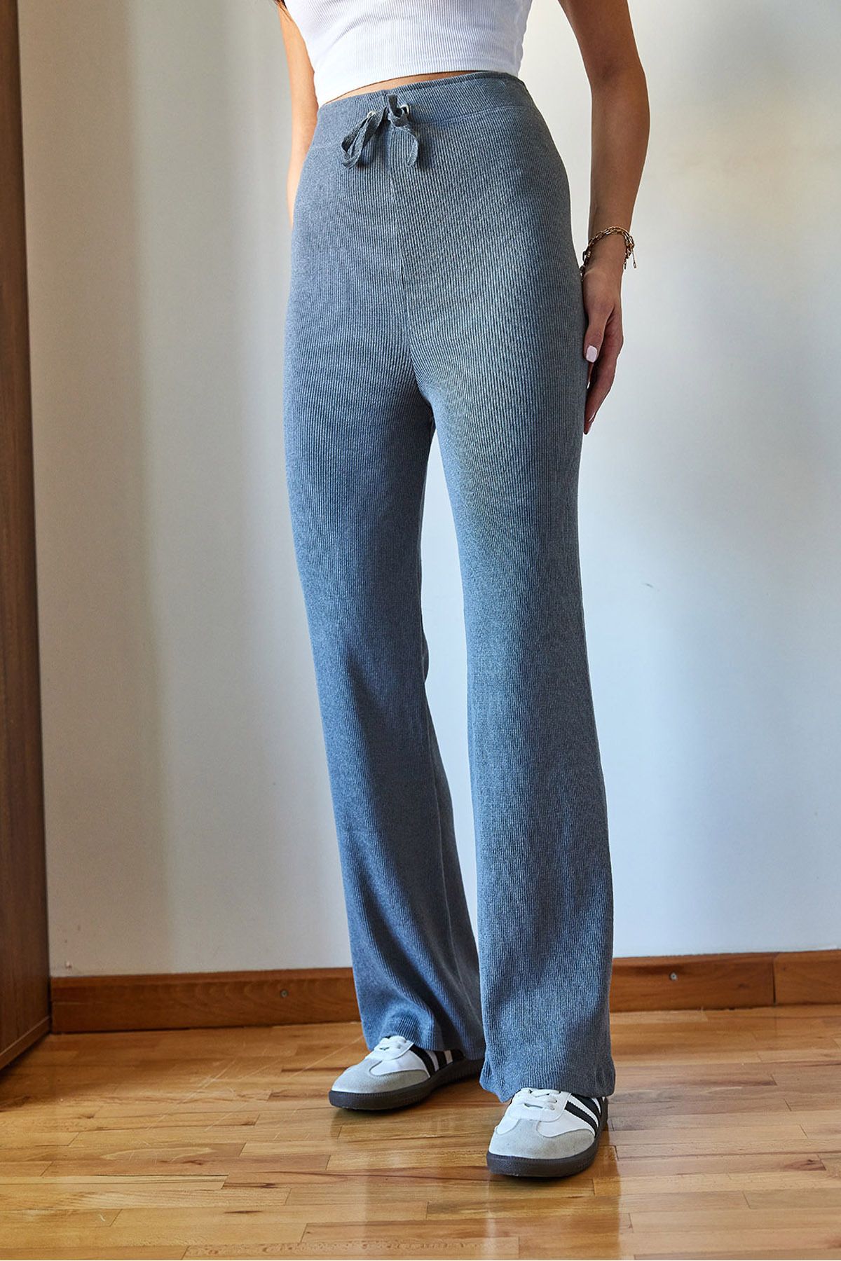 Woman Plenty of Paça Waist Tied Pants 60251888