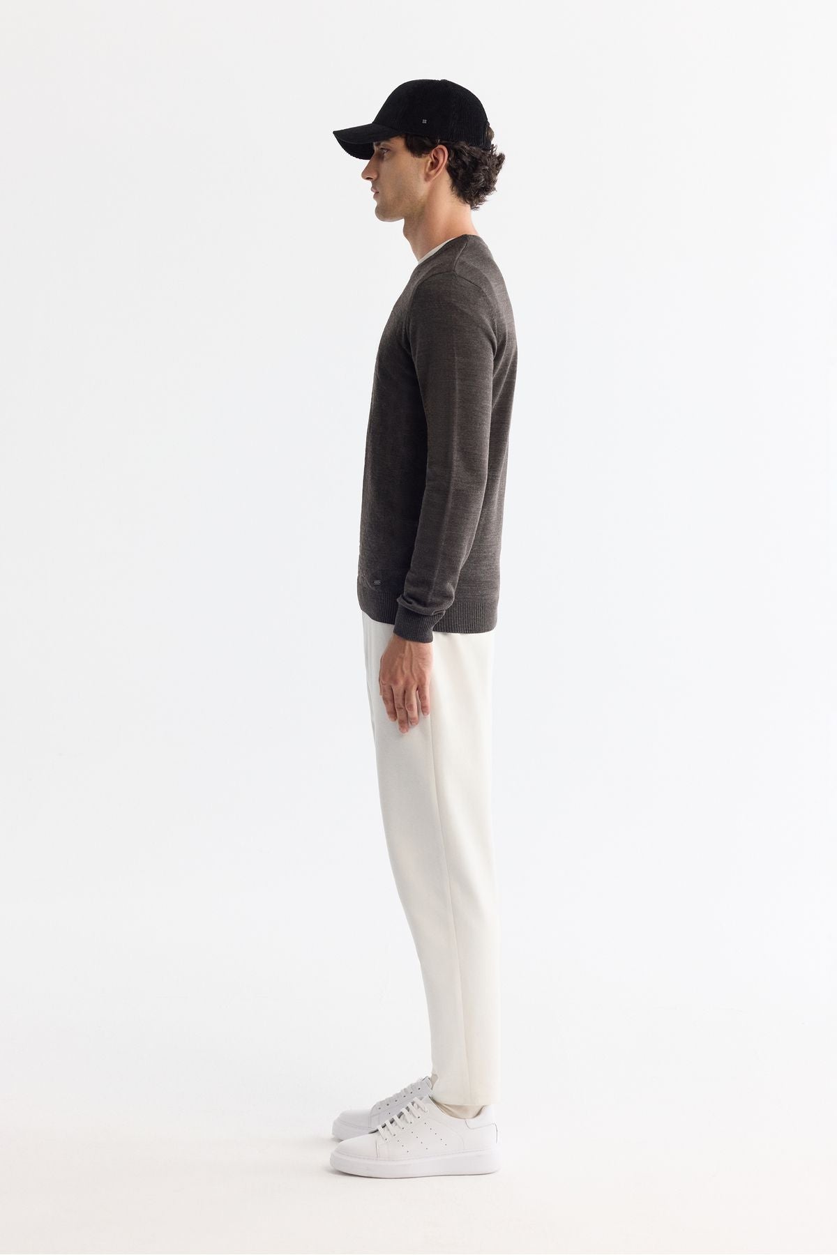 Men's anthracite bicycle collar textured knitwear sweater E005110