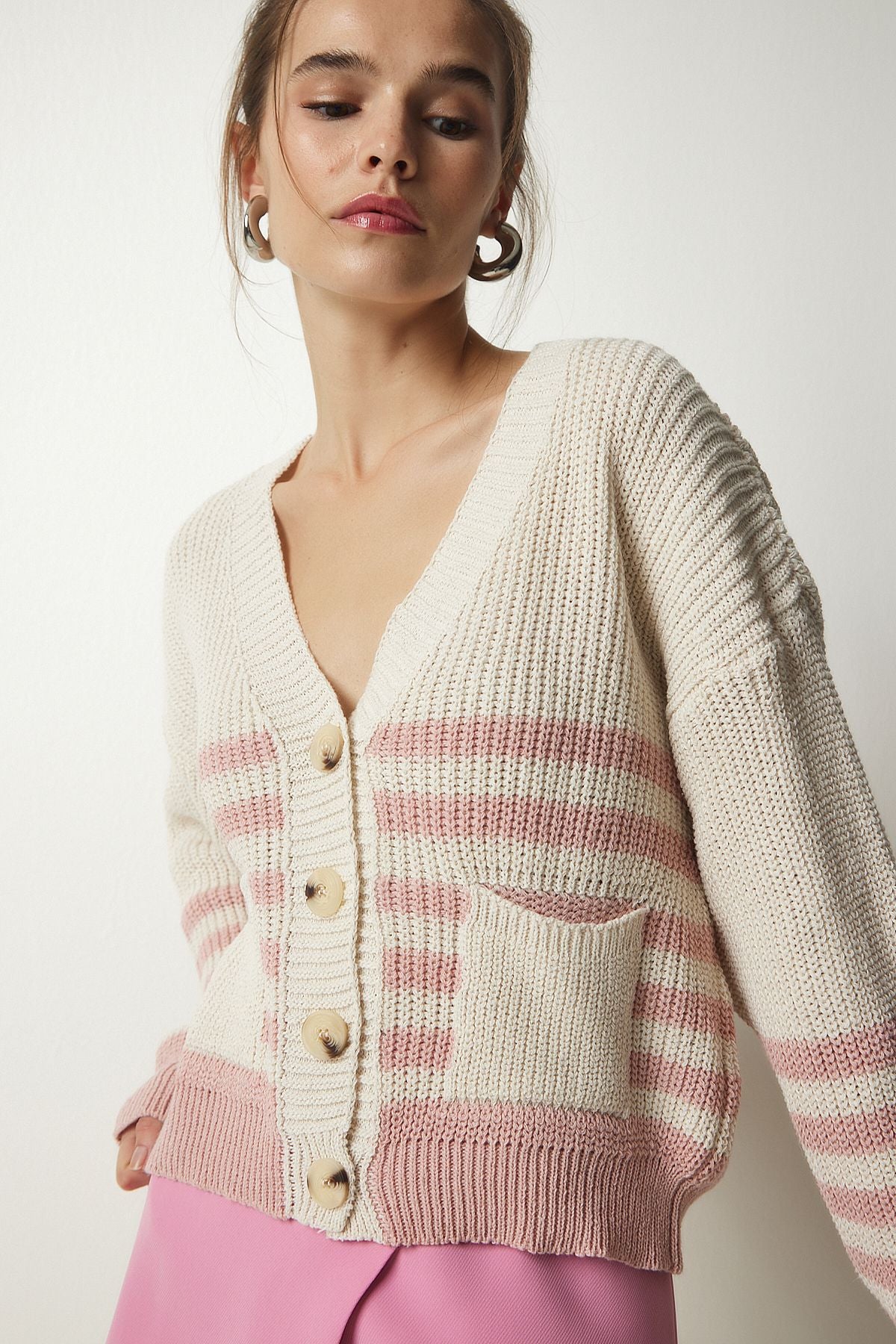 Female beige powder striped knitwear cardigan mc00237