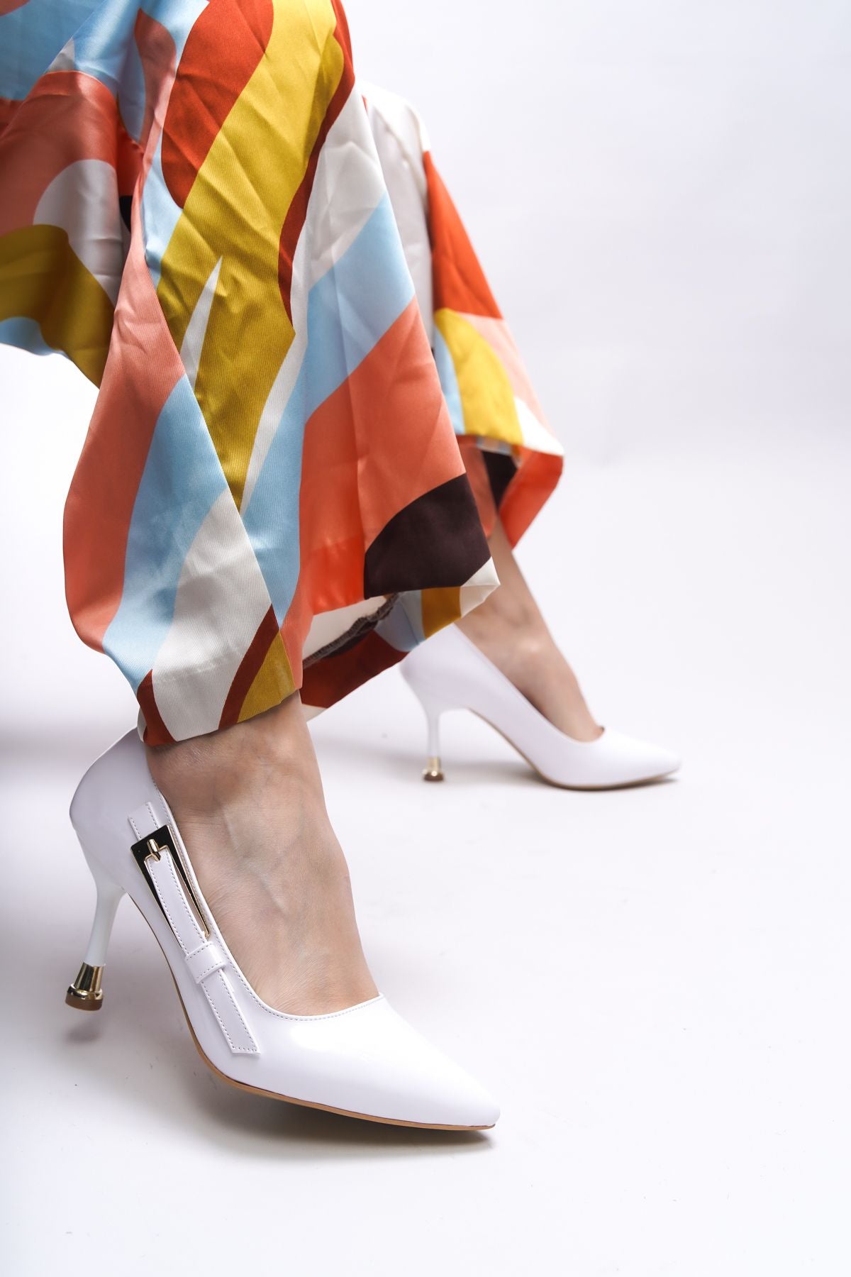 Yathae women heeled shoes 0012968 white patent leather