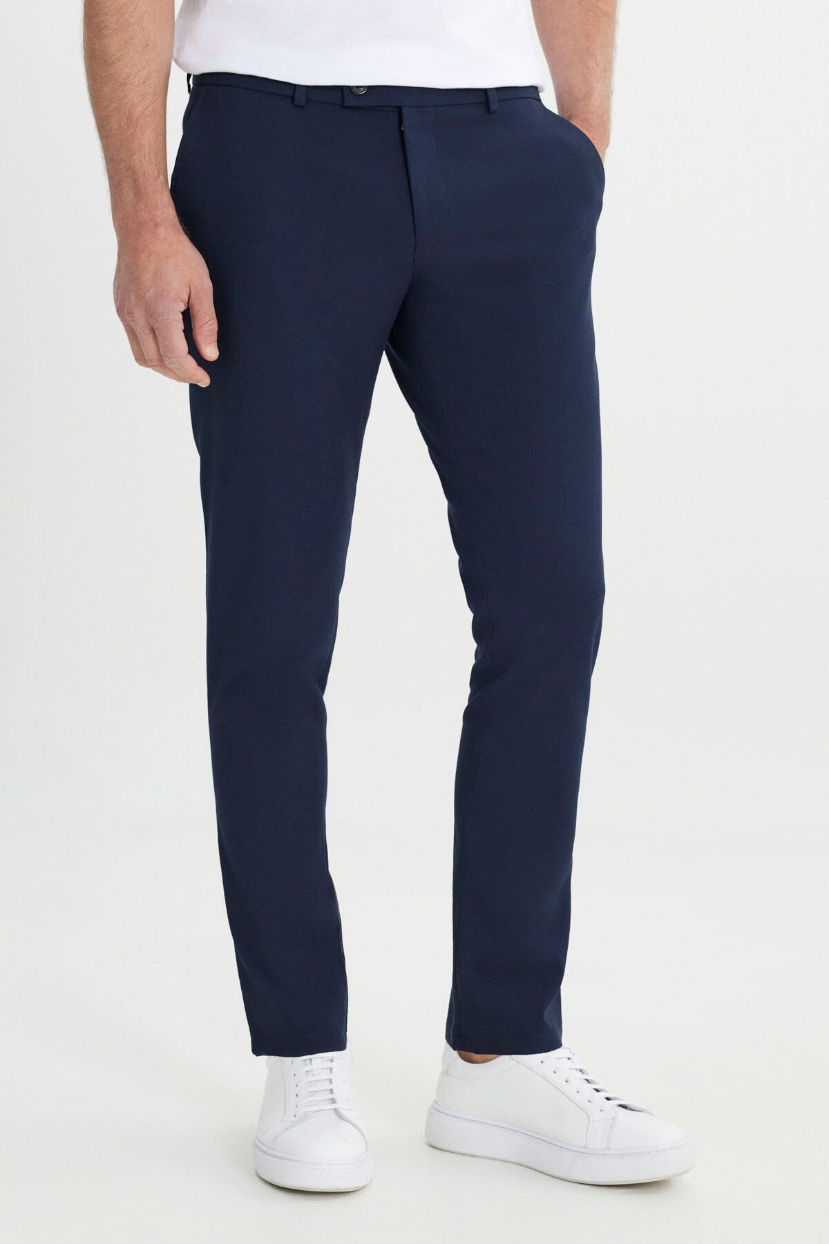 Men's navy blue slim fit Italian cutting side pocket flexible casual trousers