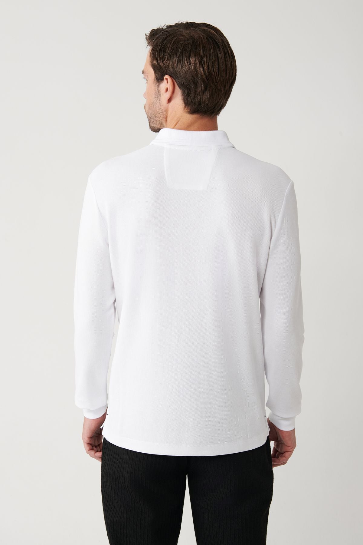 Men's white 2 button cotton Polo Yaka Sweatshirt B001080