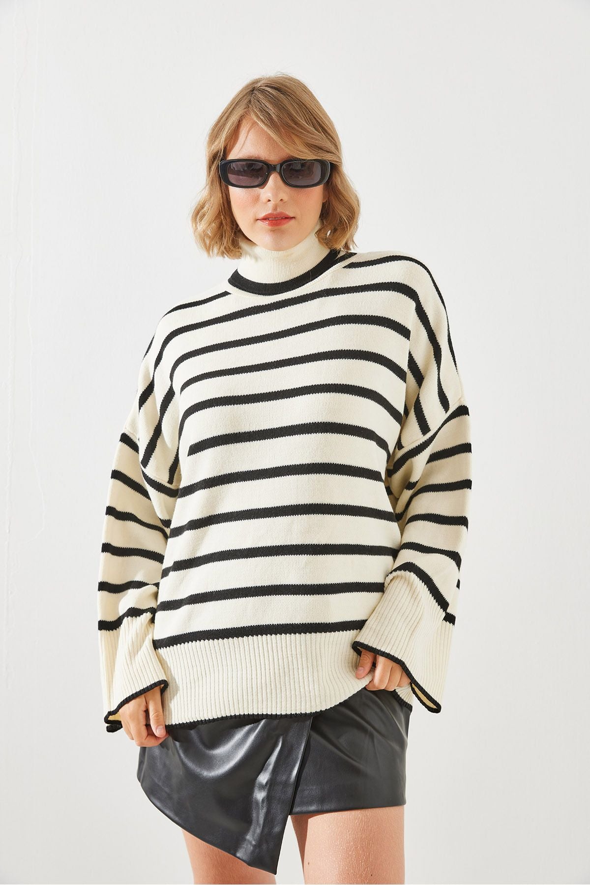 WOMEN'S striped turtleneck knitwear sweater 20221002