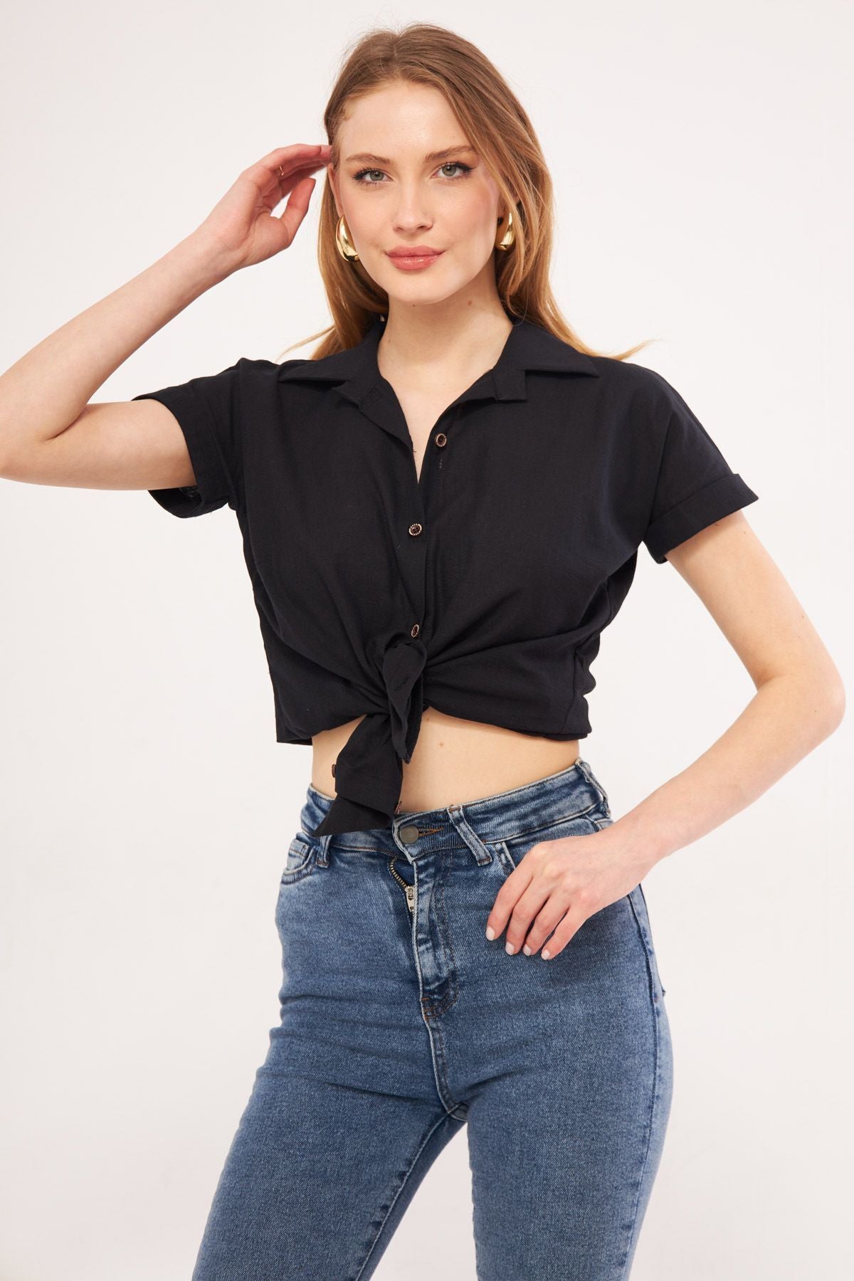 Female Black Short Sleeve Linen Shirt ARM-24Y001038