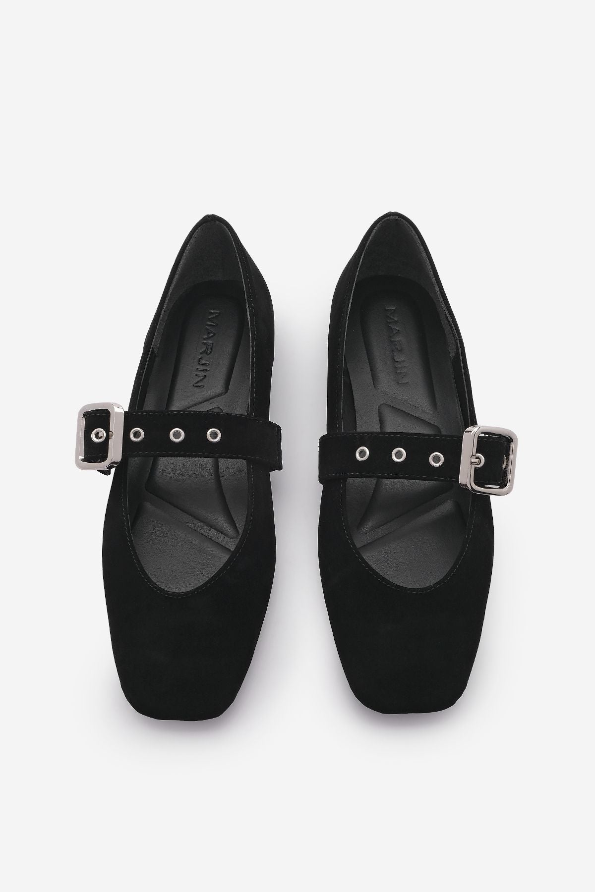 WOMEN'S BUY NOSE HRKED DAILY FLAT Rives Black Suede