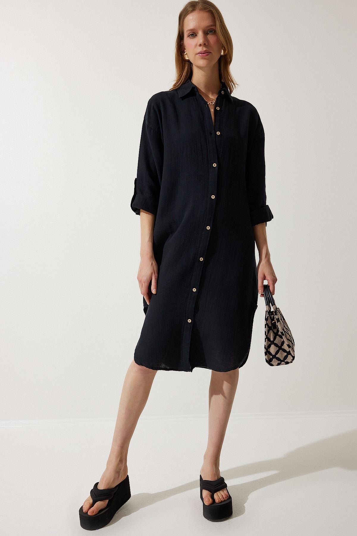WOMEN BLACK OVERSESSE