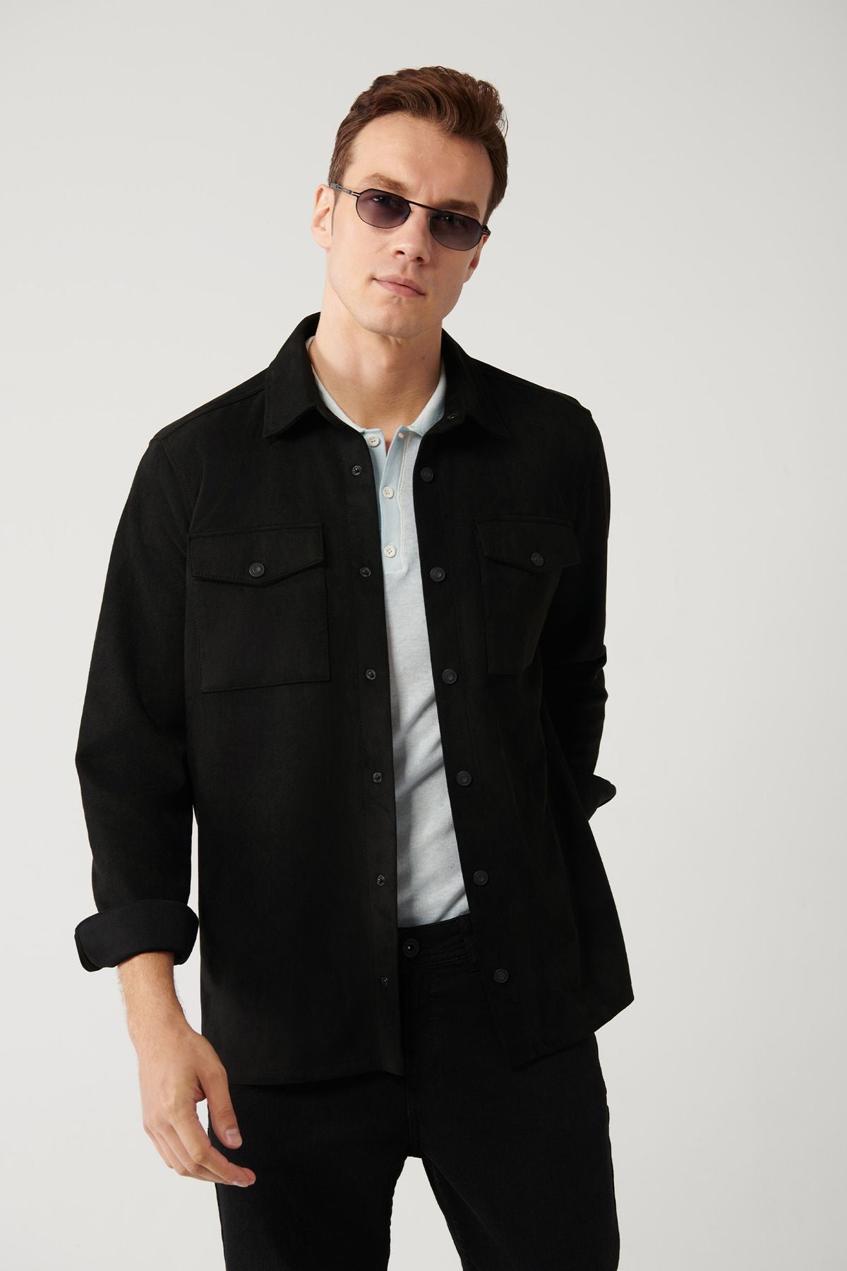 Men's black suede -looking front with a snap pocket Fine Mont shirt A41y6010
