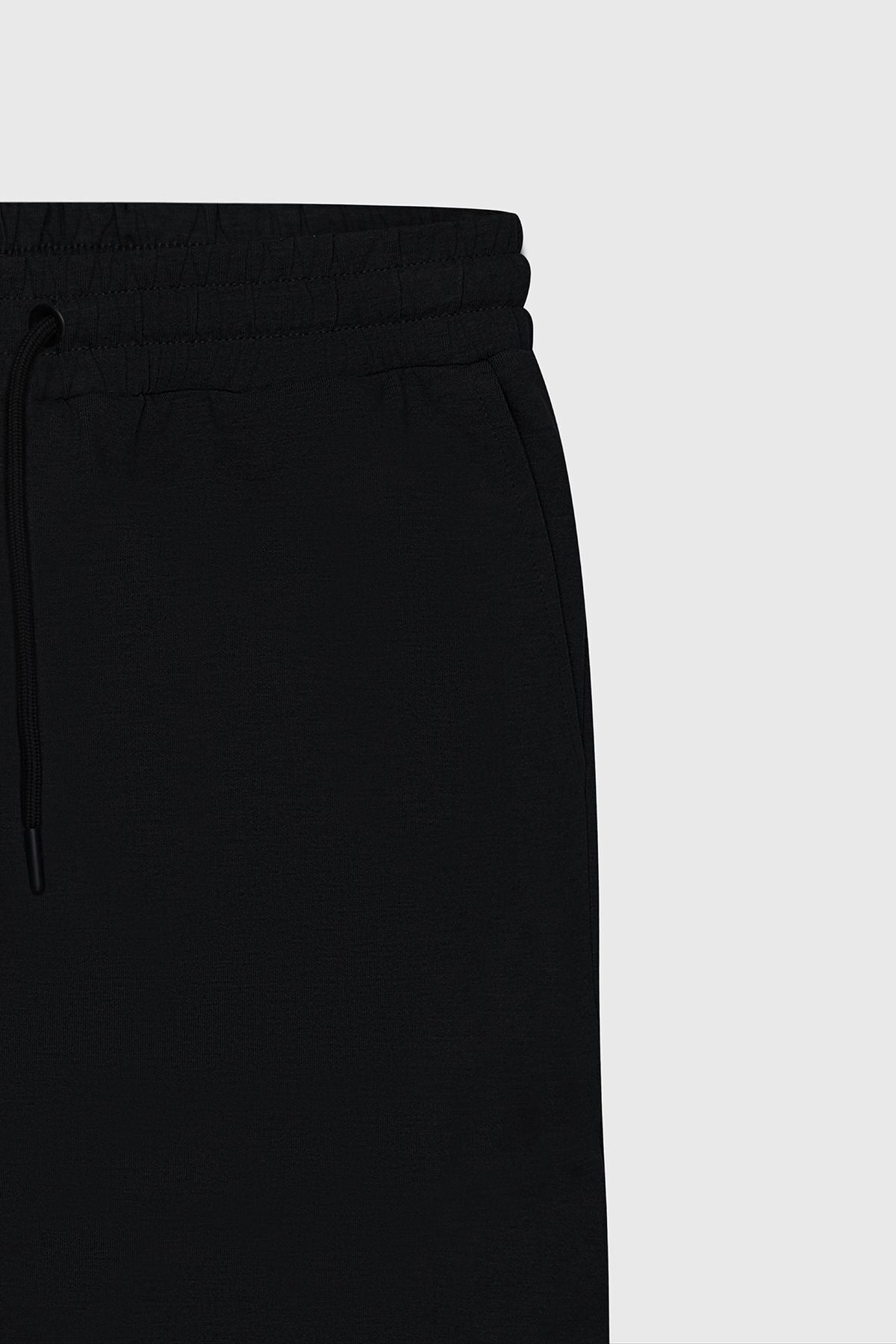 Men's Black Standard Fit Normal Cutter Cotton Flexible Knitting Shorts