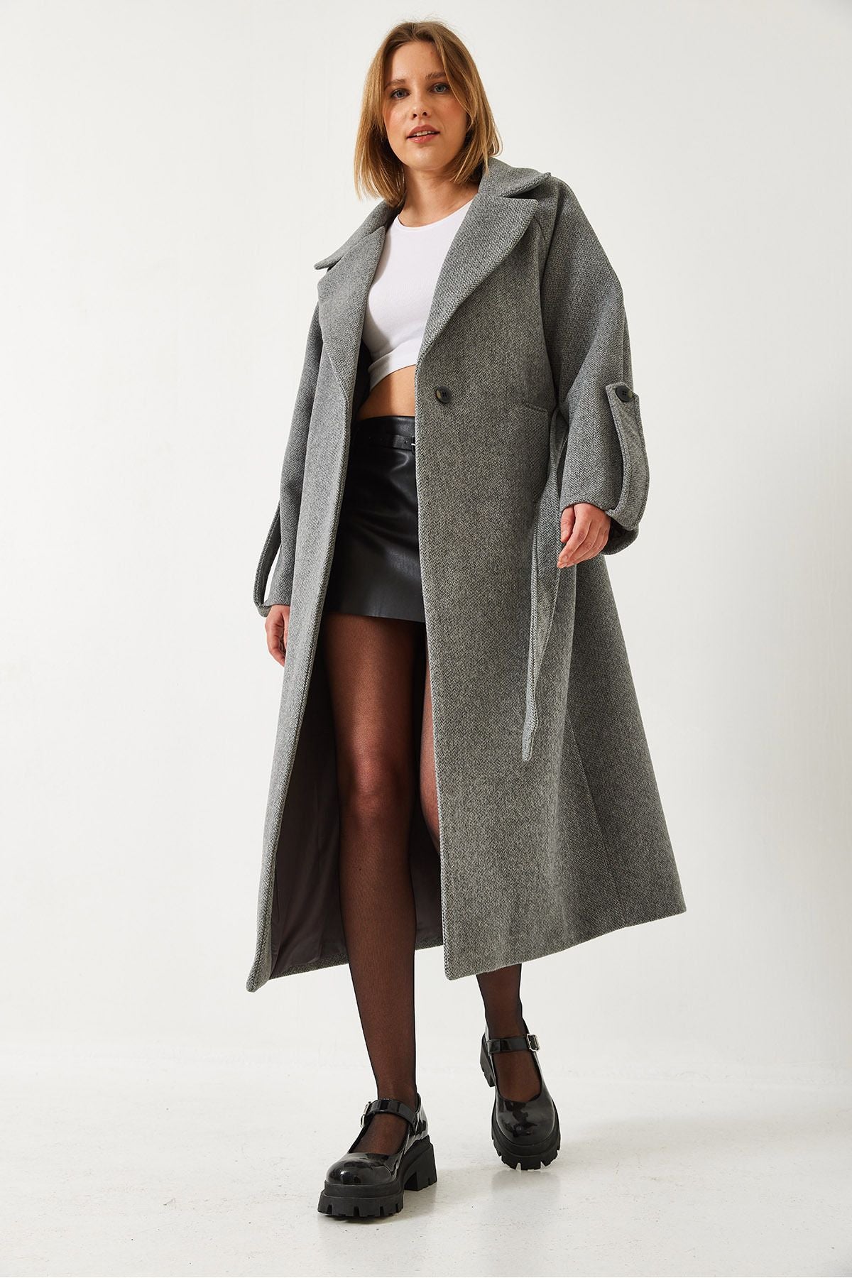 Female Arm Detailed Beded Stamp Coat 60261243