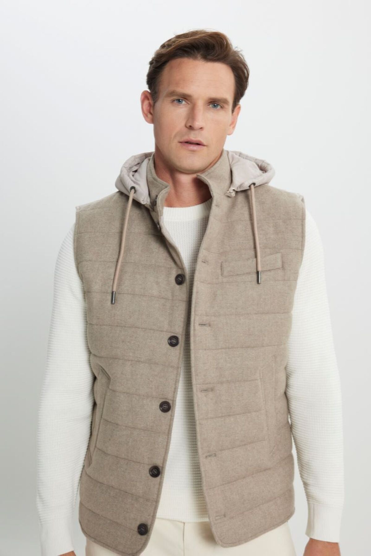 Cotton standard Fit Normal Normal Cutter Depending collar diagonal patterned side pocket casual beige vest