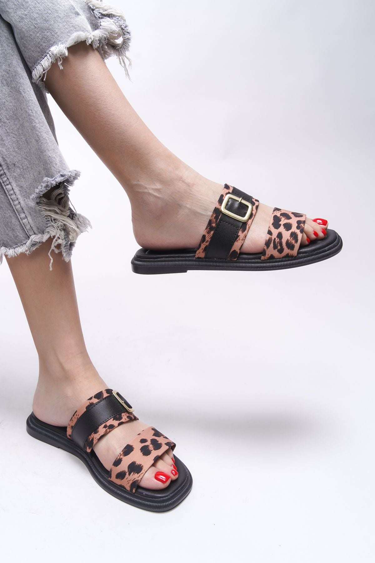 Maerlorn Woman Slippers 0012415 Black Leopard