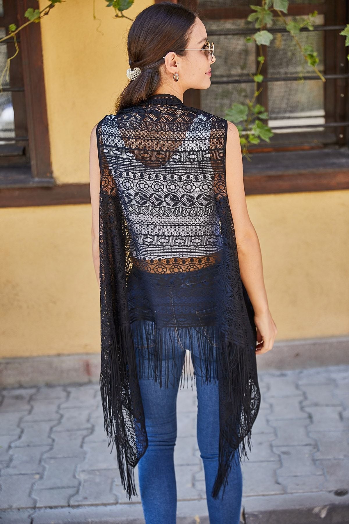 Female black lace tassel vest ARM-21K001257